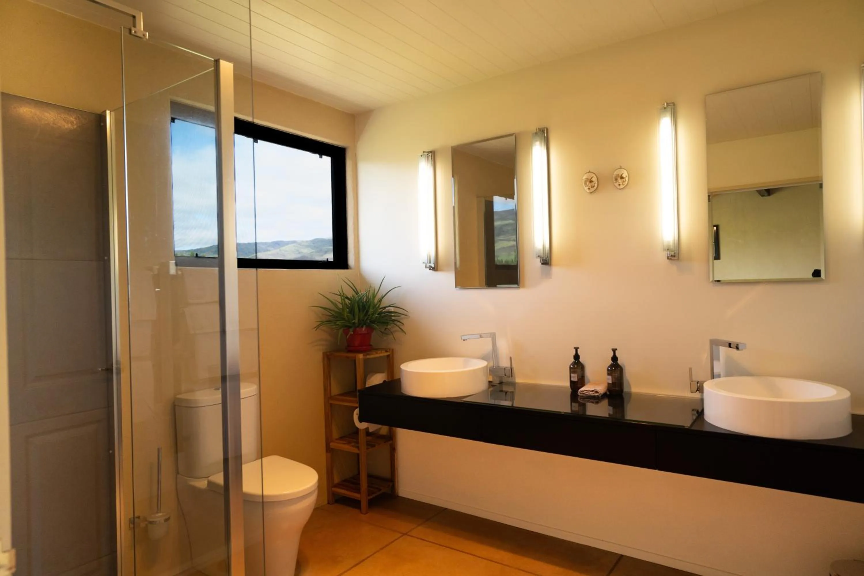 Bathroom in Bannockburn House