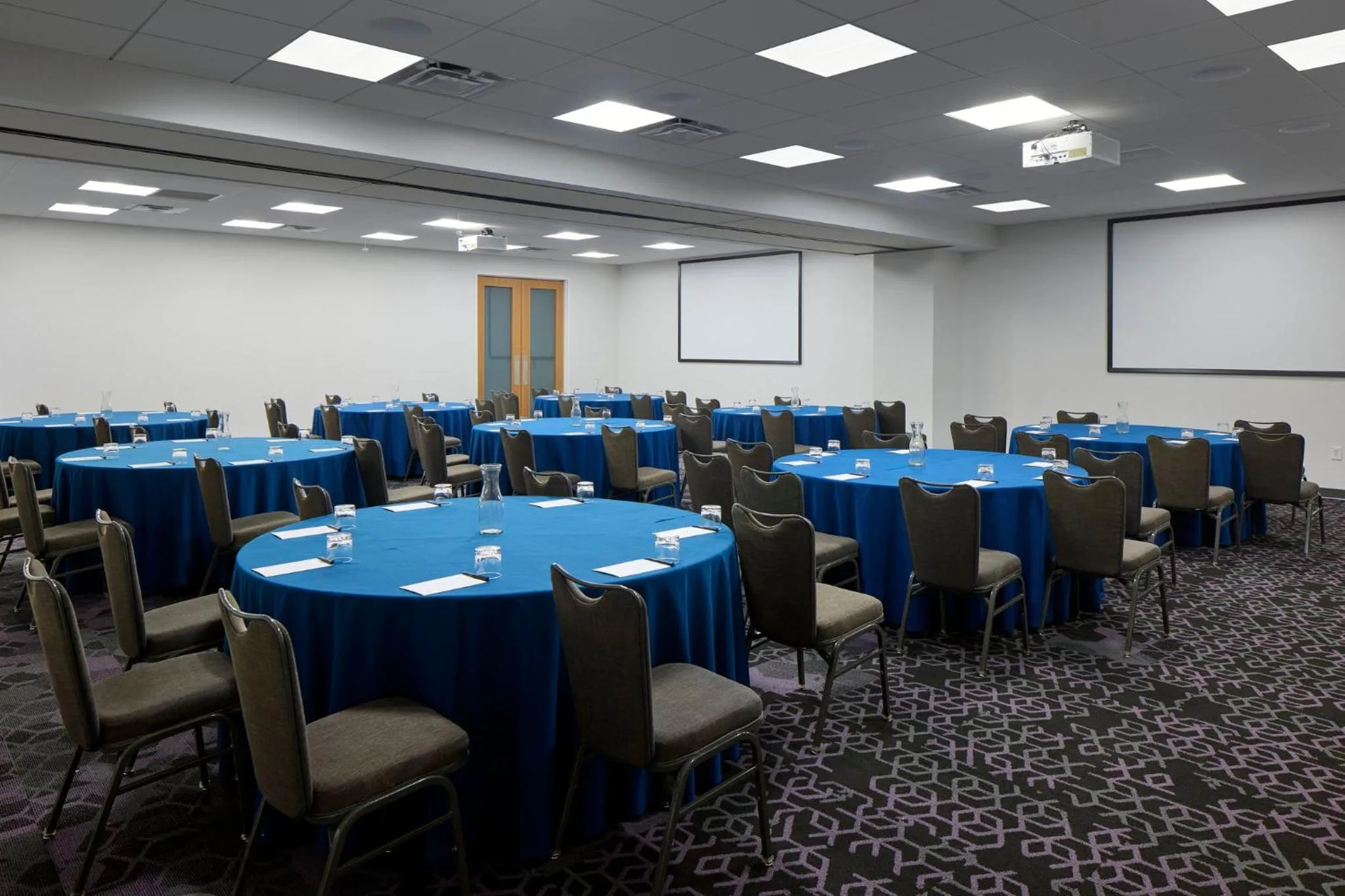 Meeting/conference room in Loews Atlanta Hotel
