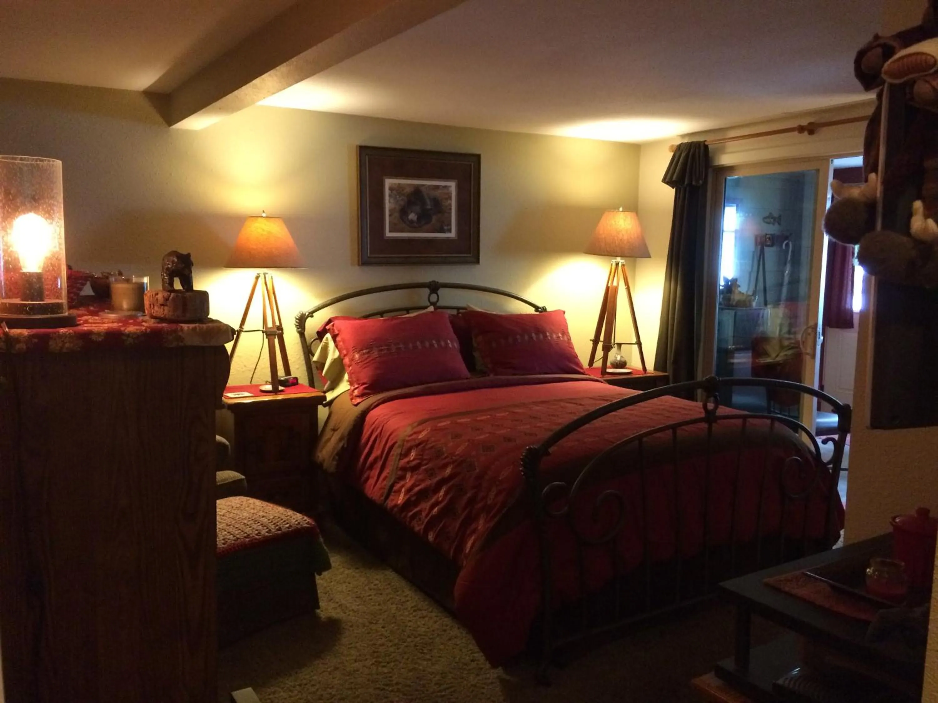 Bed in Black Bear Inn