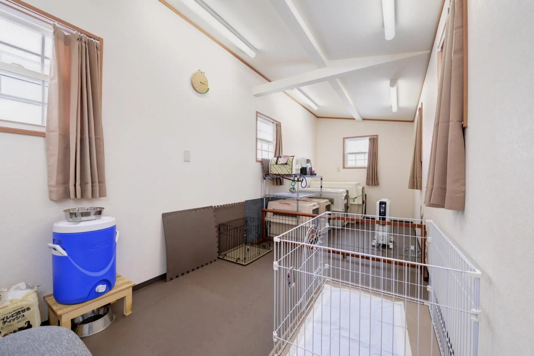 Animals in Lodge B&W