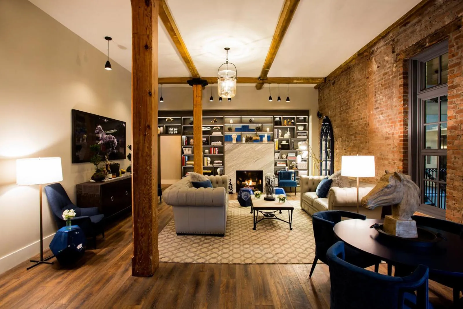 Library in The Restoration Hotel