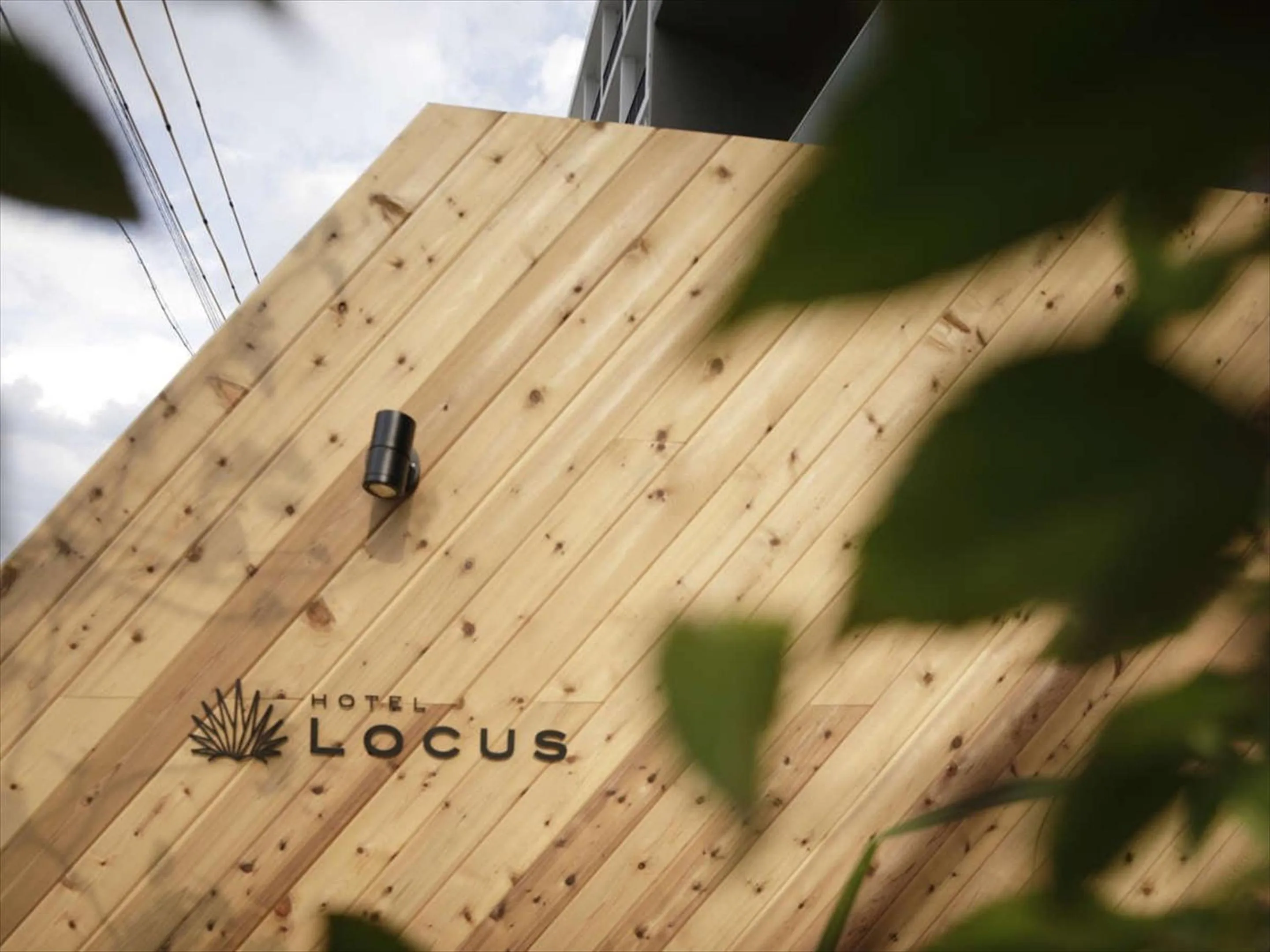 Logo/Certificate/Sign in Hotel Locus