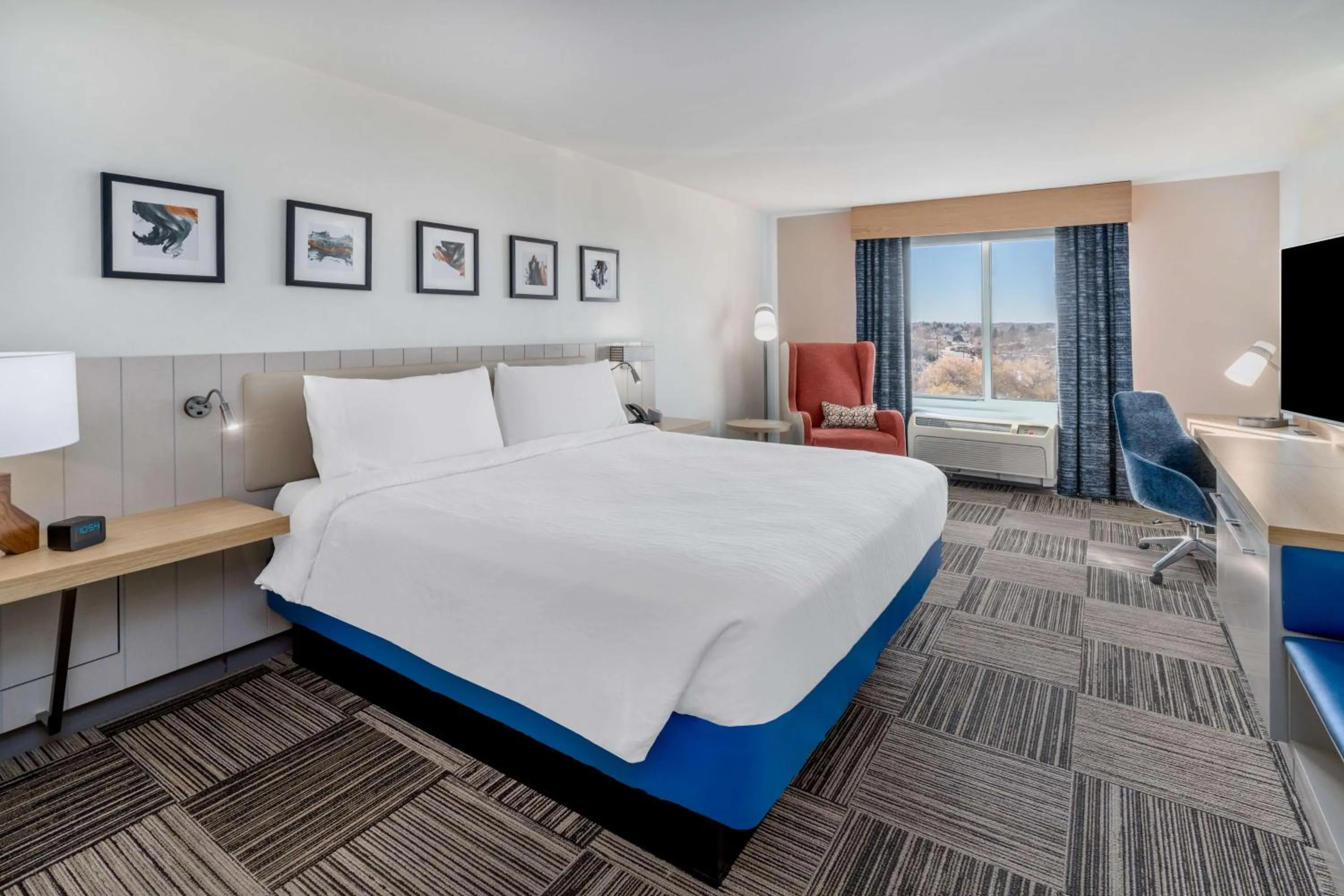 Bed in Hilton Garden Inn Albuquerque Uptown