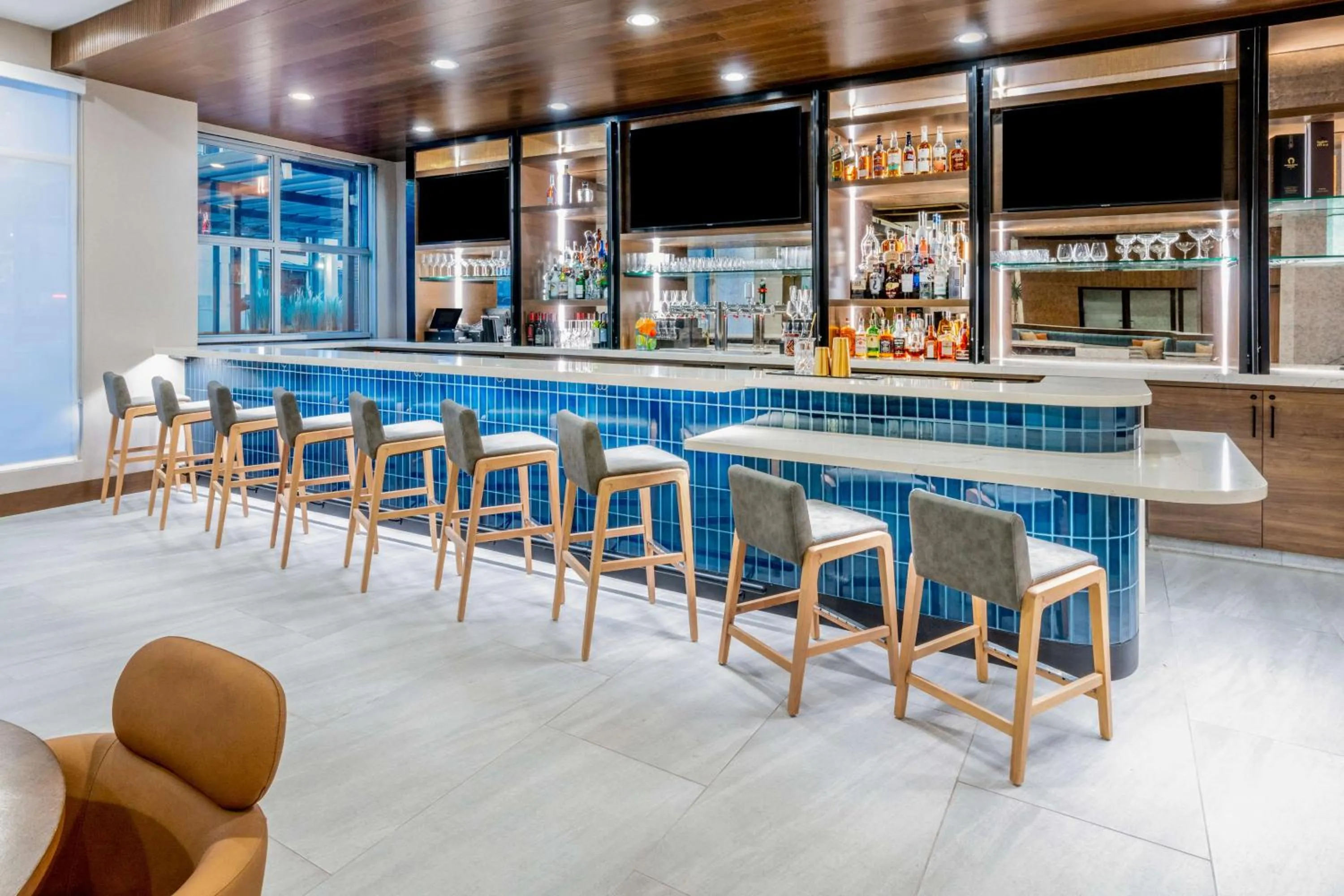 Restaurant/places to eat in Hilton Garden Inn Albuquerque Uptown