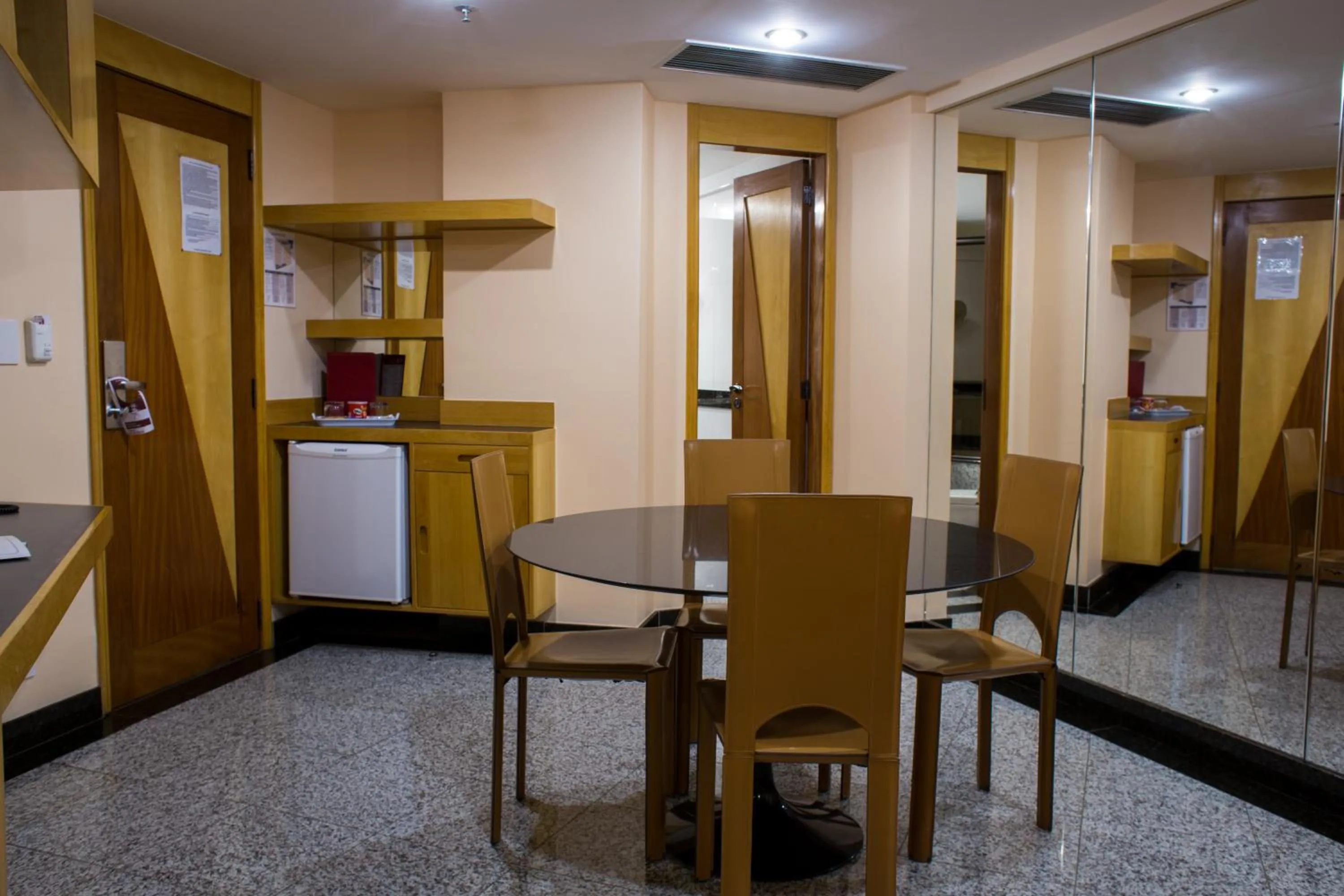Dining area in Scorial Rio Hotel