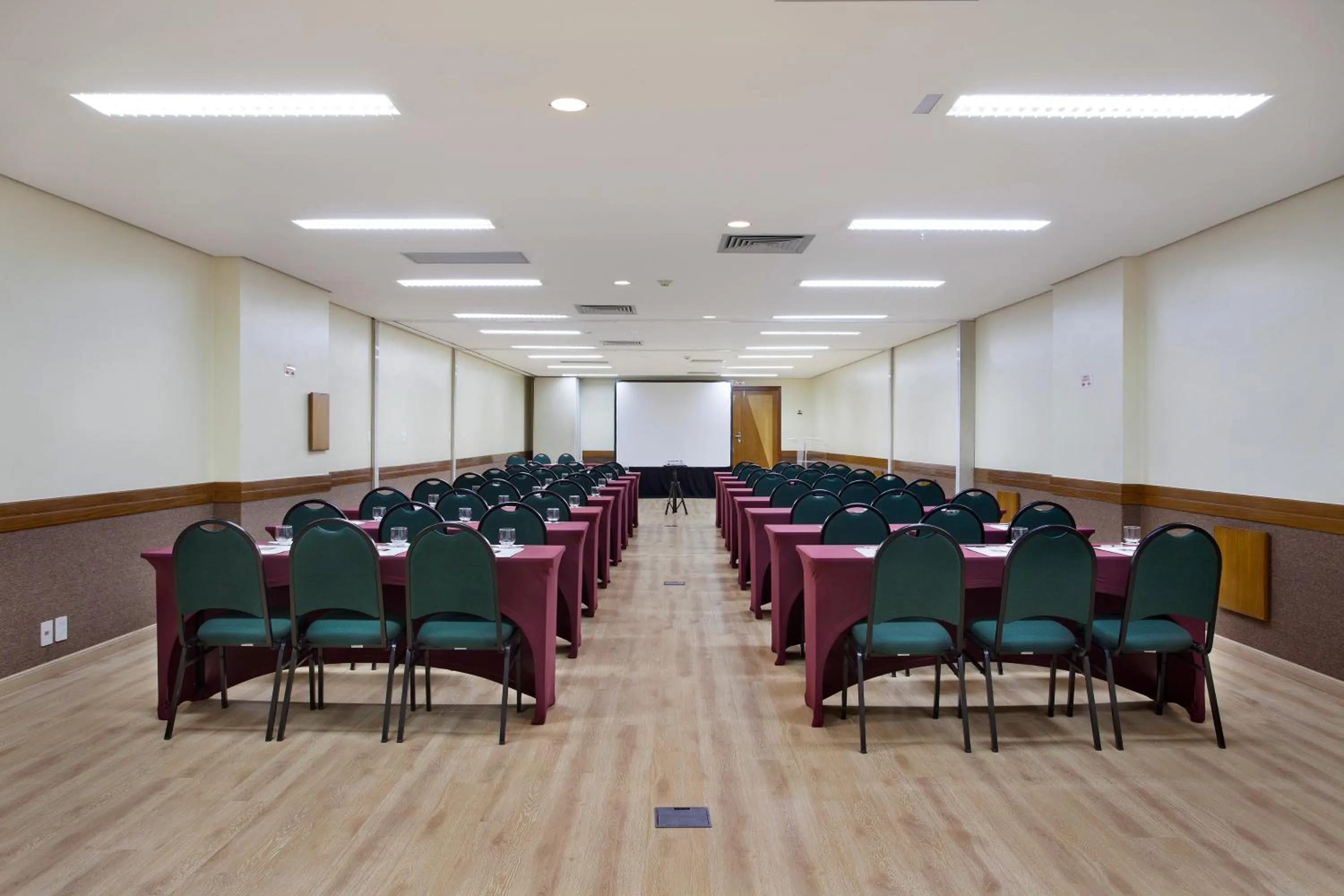 Banquet/Function facilities in Scorial Rio Hotel