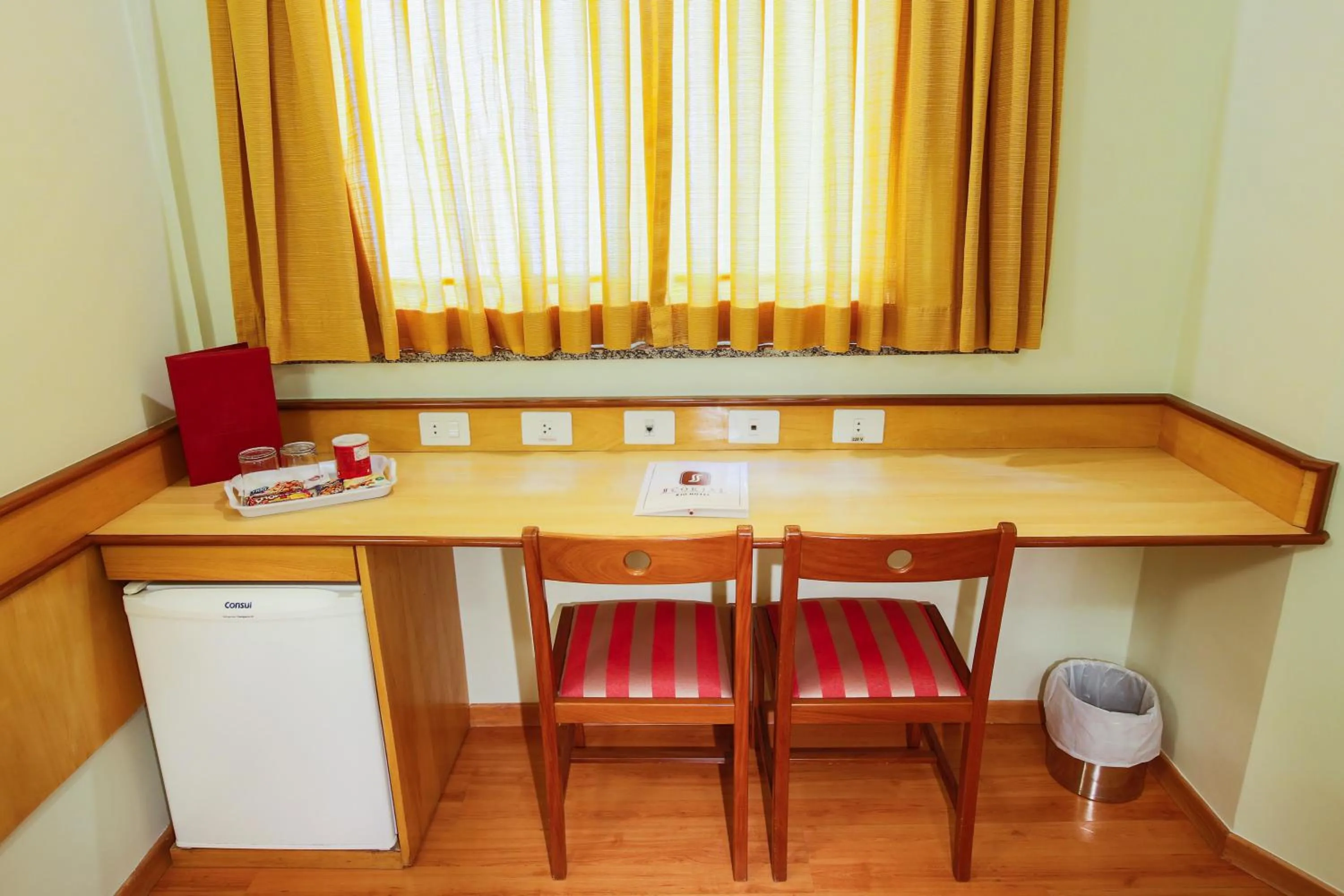 Bedroom in Scorial Rio Hotel