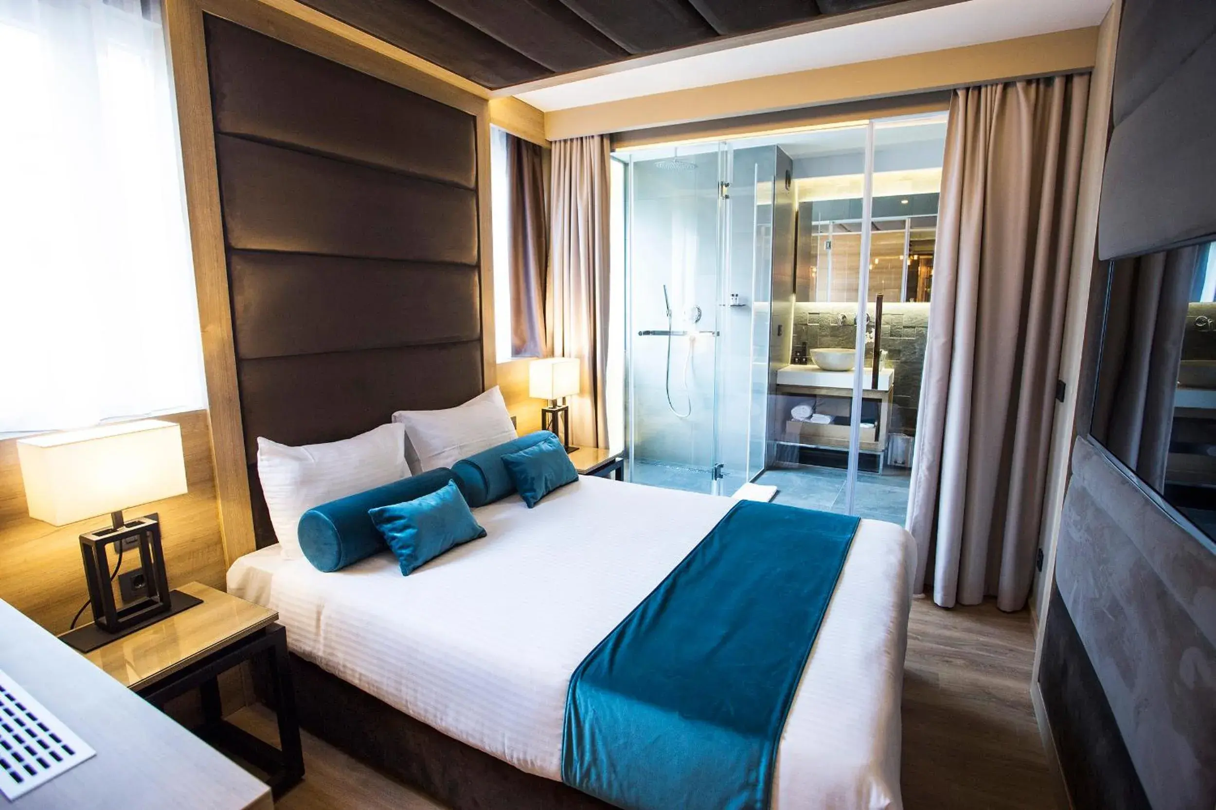 Deluxe Double Room in Eden Luxury Suites Terazije Deluxe Double Room in Eden Luxury Suites Terazije