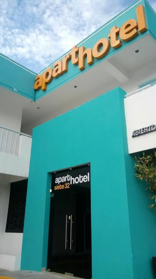 Property building in Aparthotel Siete 32