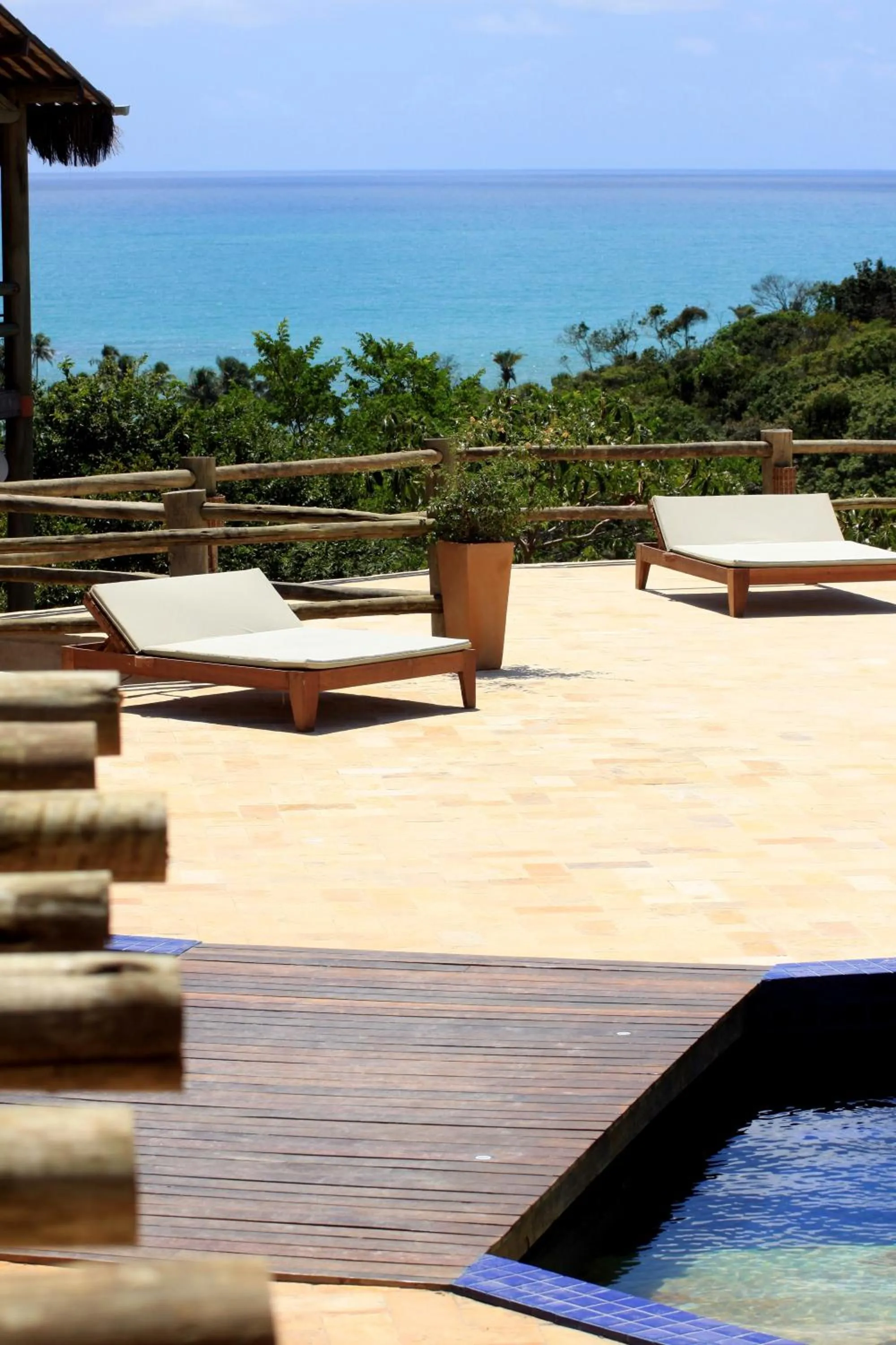 Day in Villas Supreme Hotel