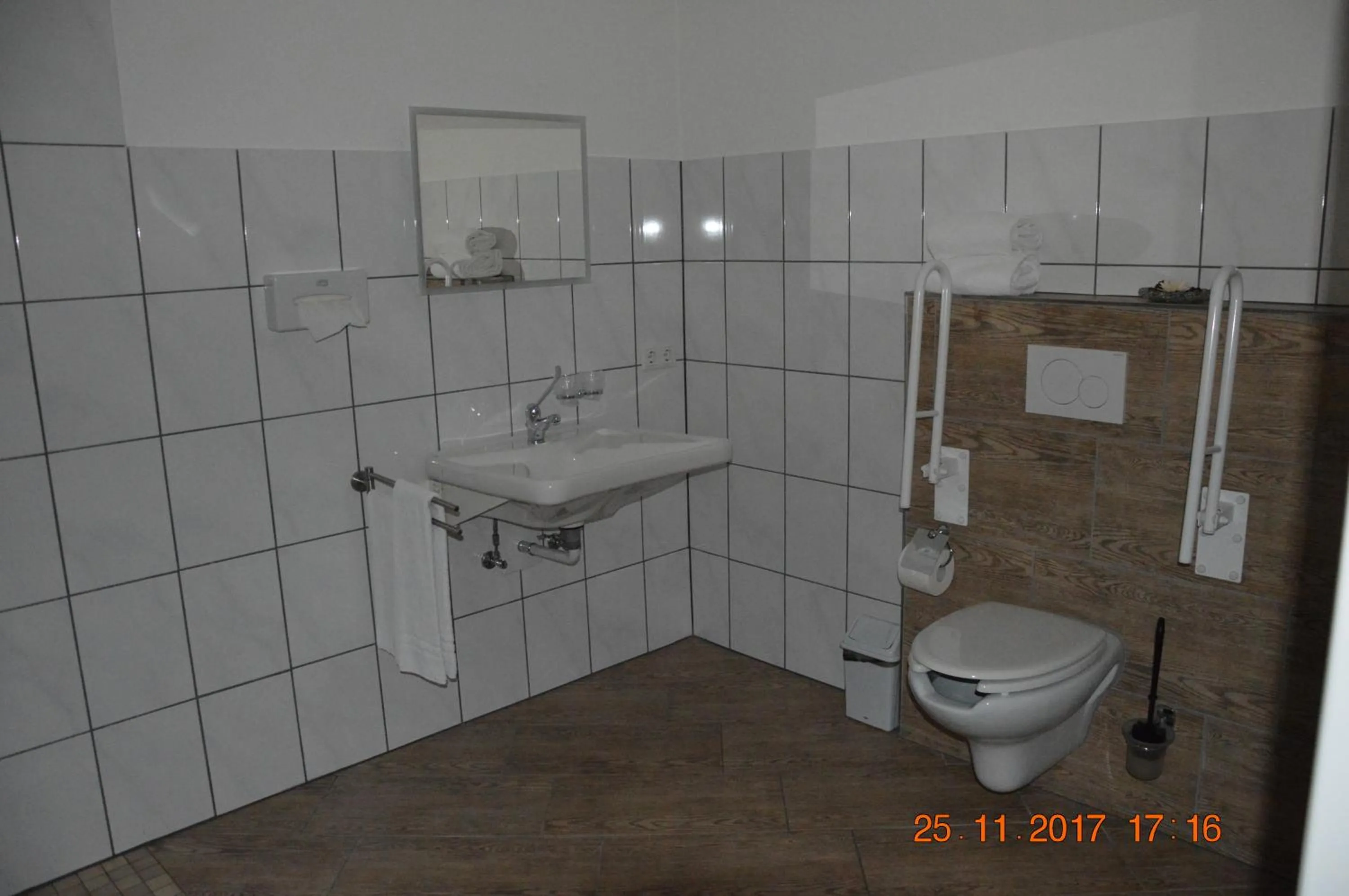 Shower in Hotel Mezzero