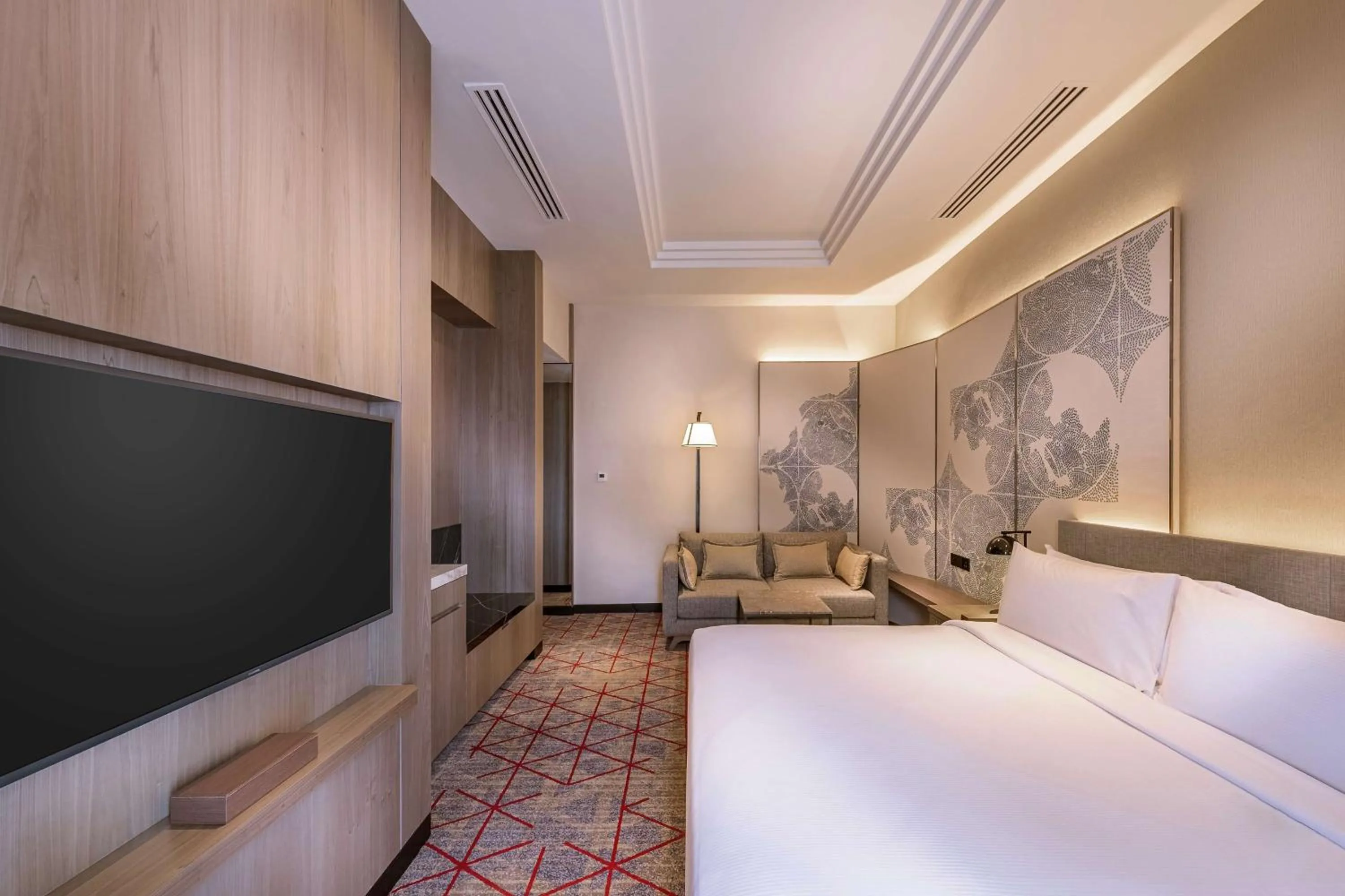 Bed in DoubleTree by Hilton Putrajaya Lakeside