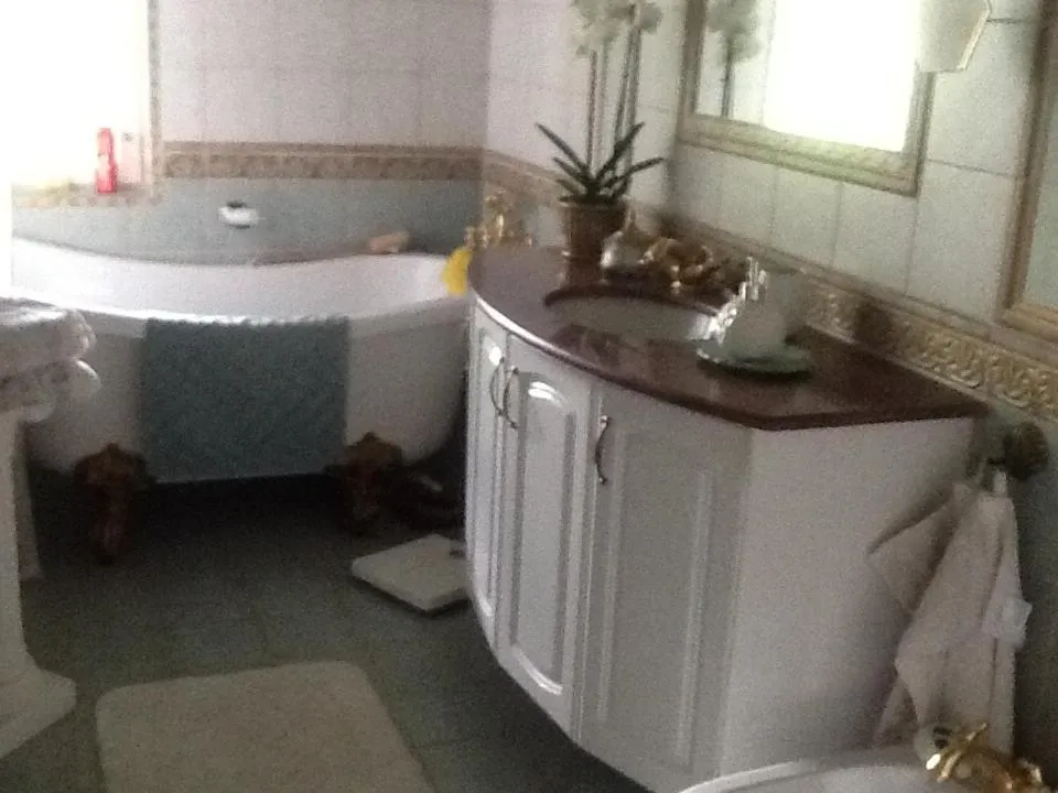 Decorative detail in Fornuddens Bed and Breakfast