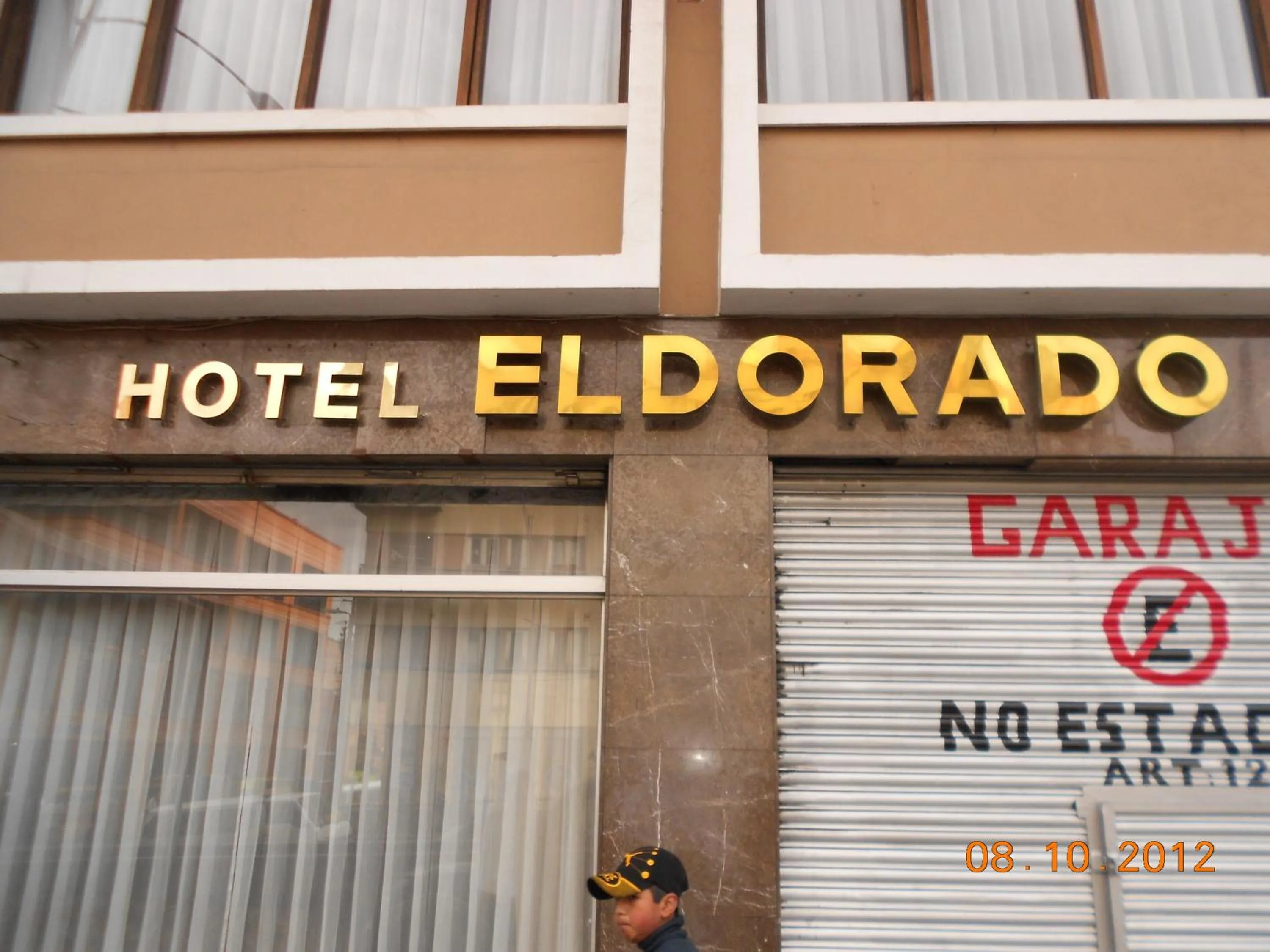 Facade/entrance in Eldorado