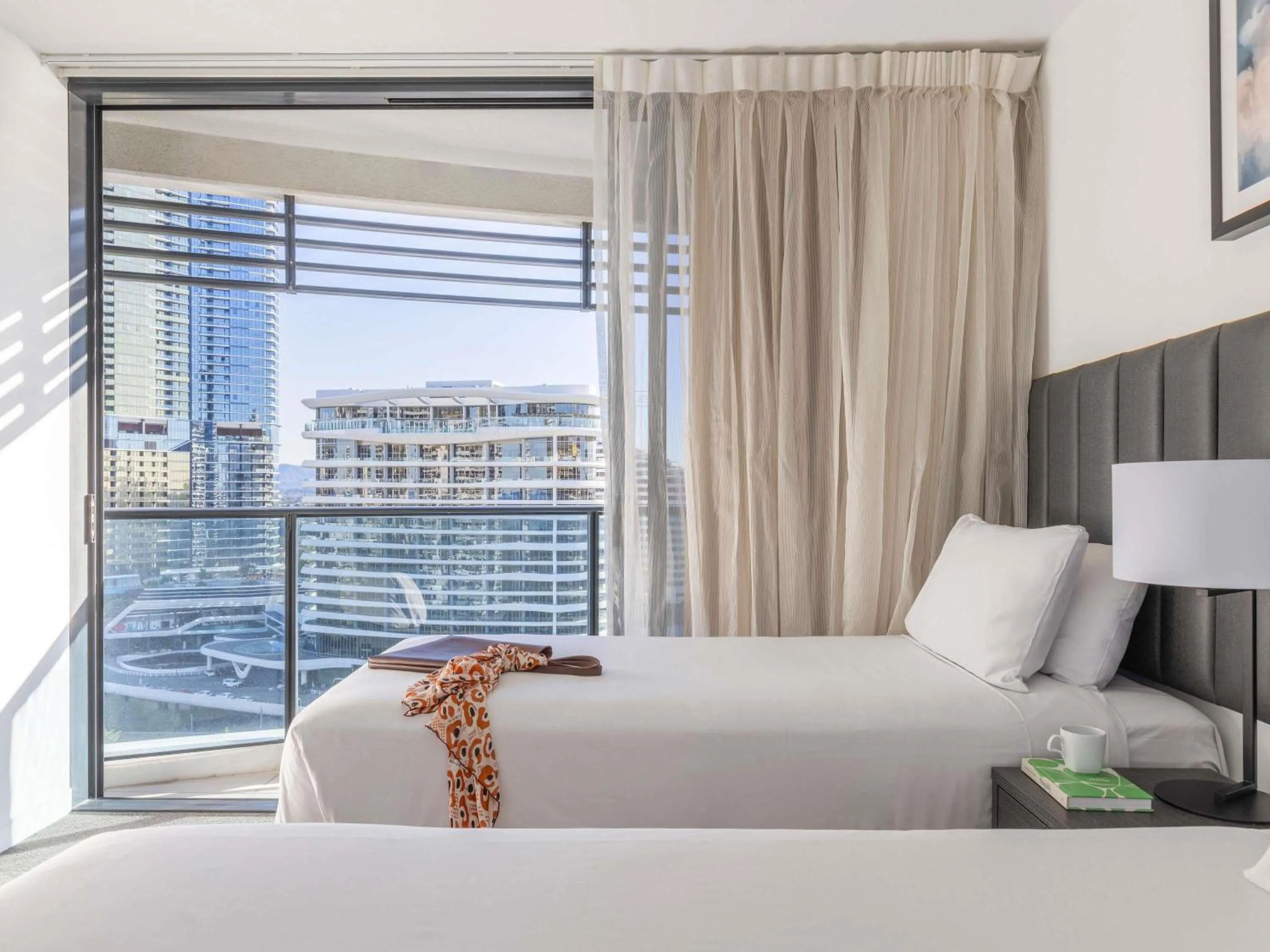Bedroom, Bed in Peppers Broadbeach