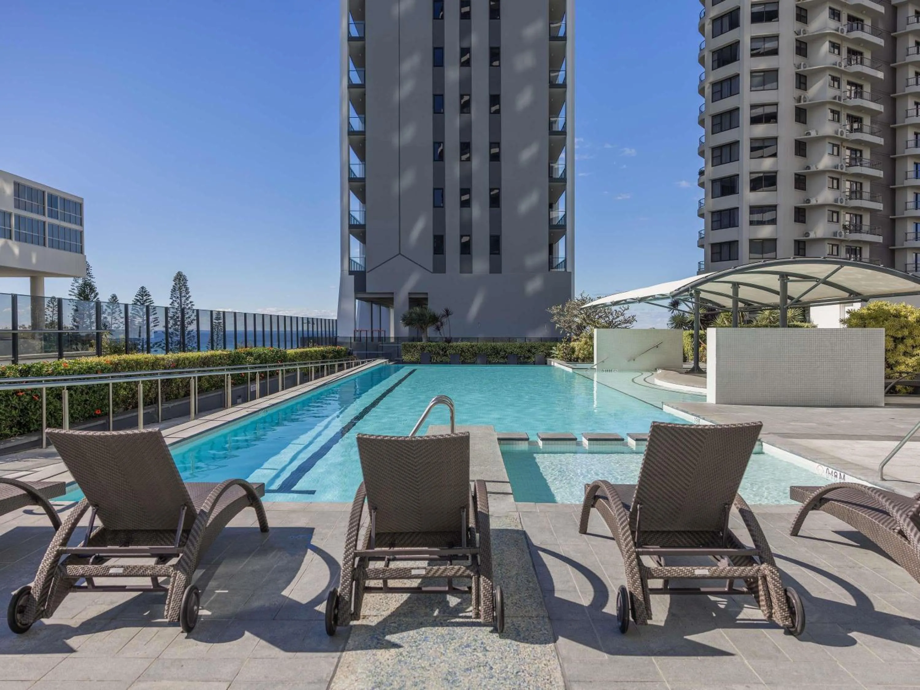 Property building in Peppers Broadbeach