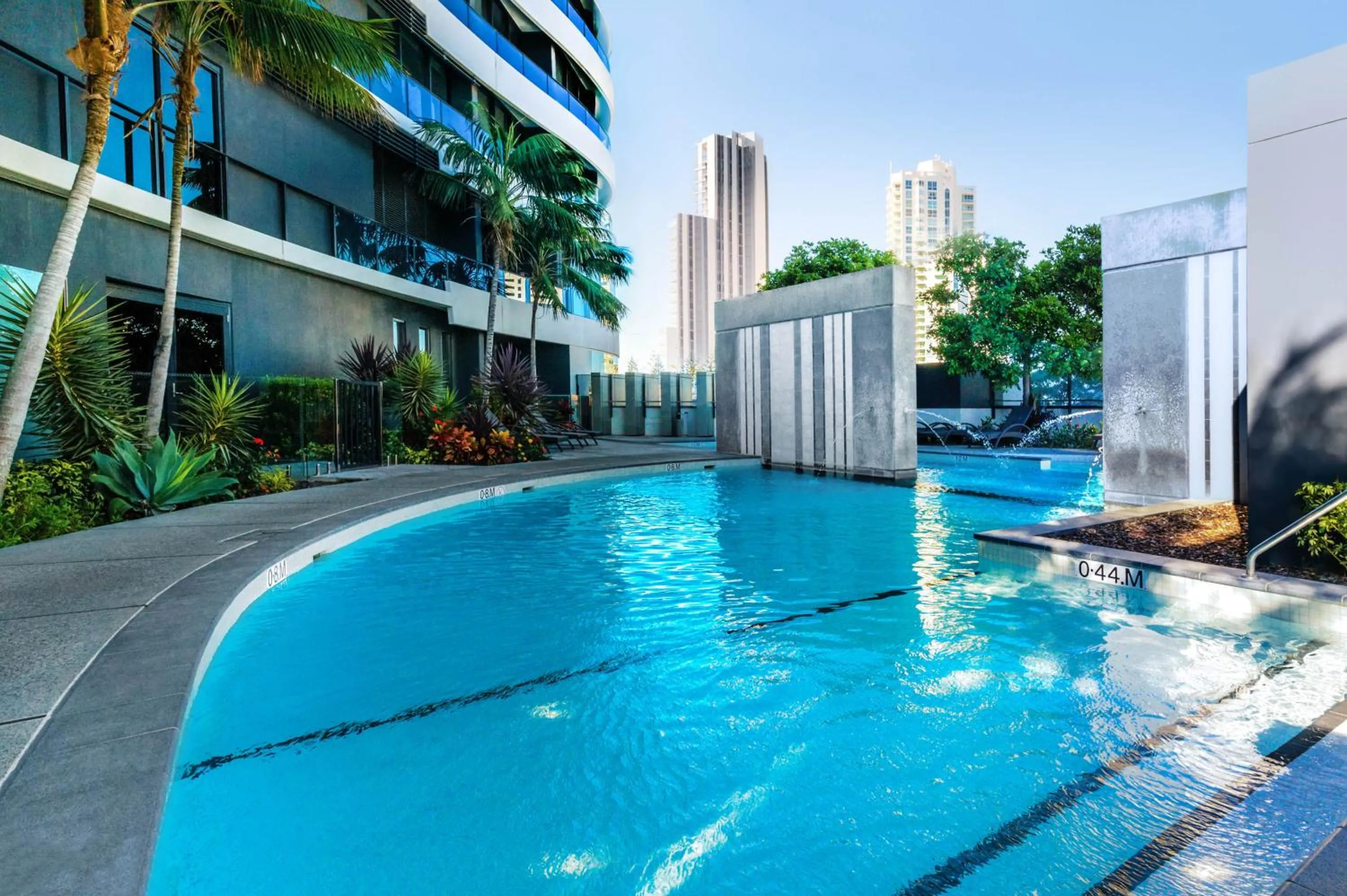 Swimming pool in Peppers Broadbeach
