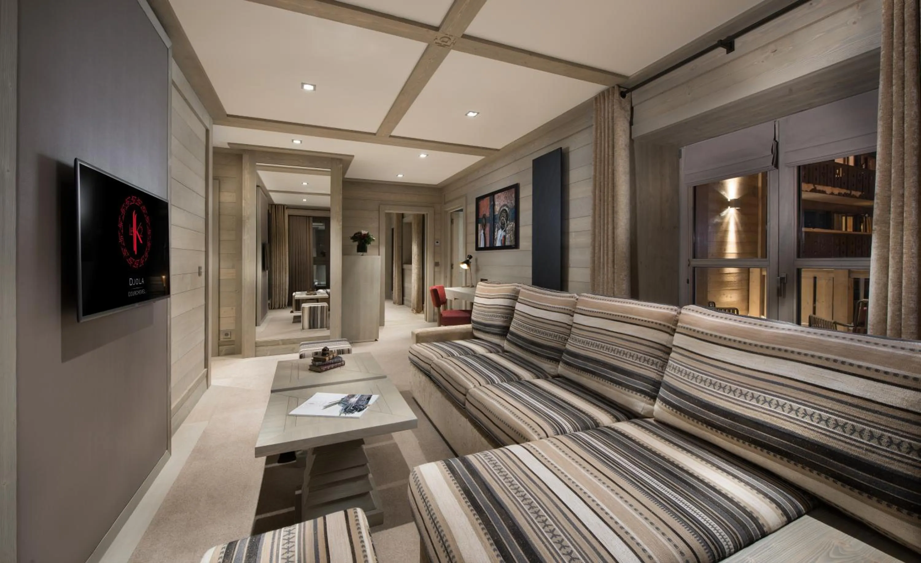 TV and multimedia in Le K2 Djola