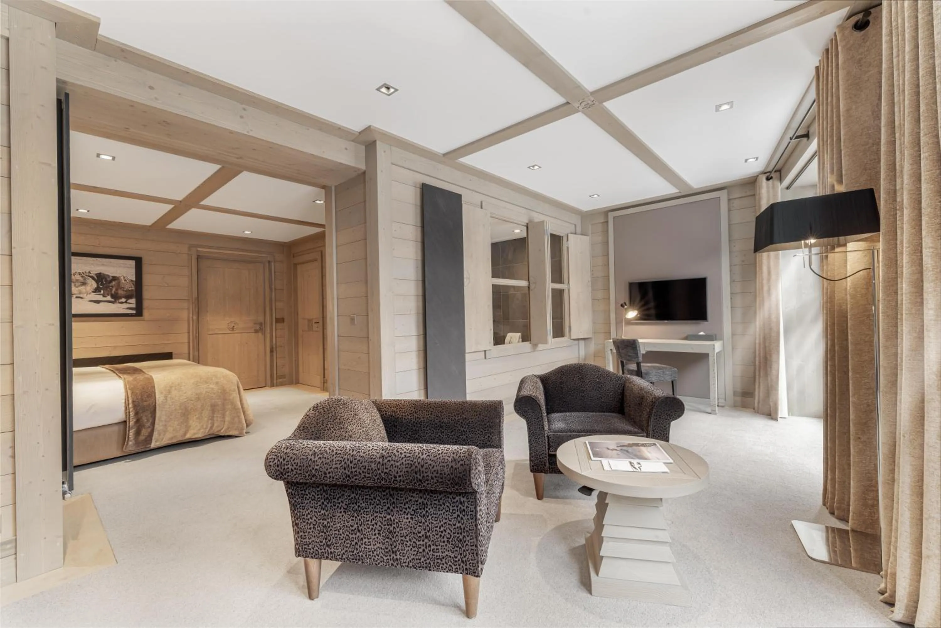 Photo of the whole room in Le K2 Djola