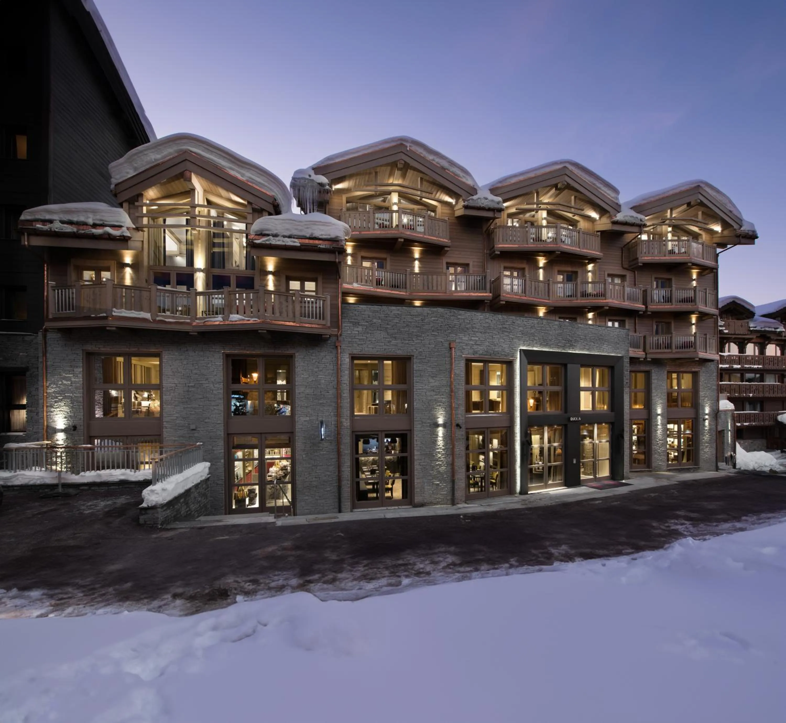 Property building in Le K2 Djola