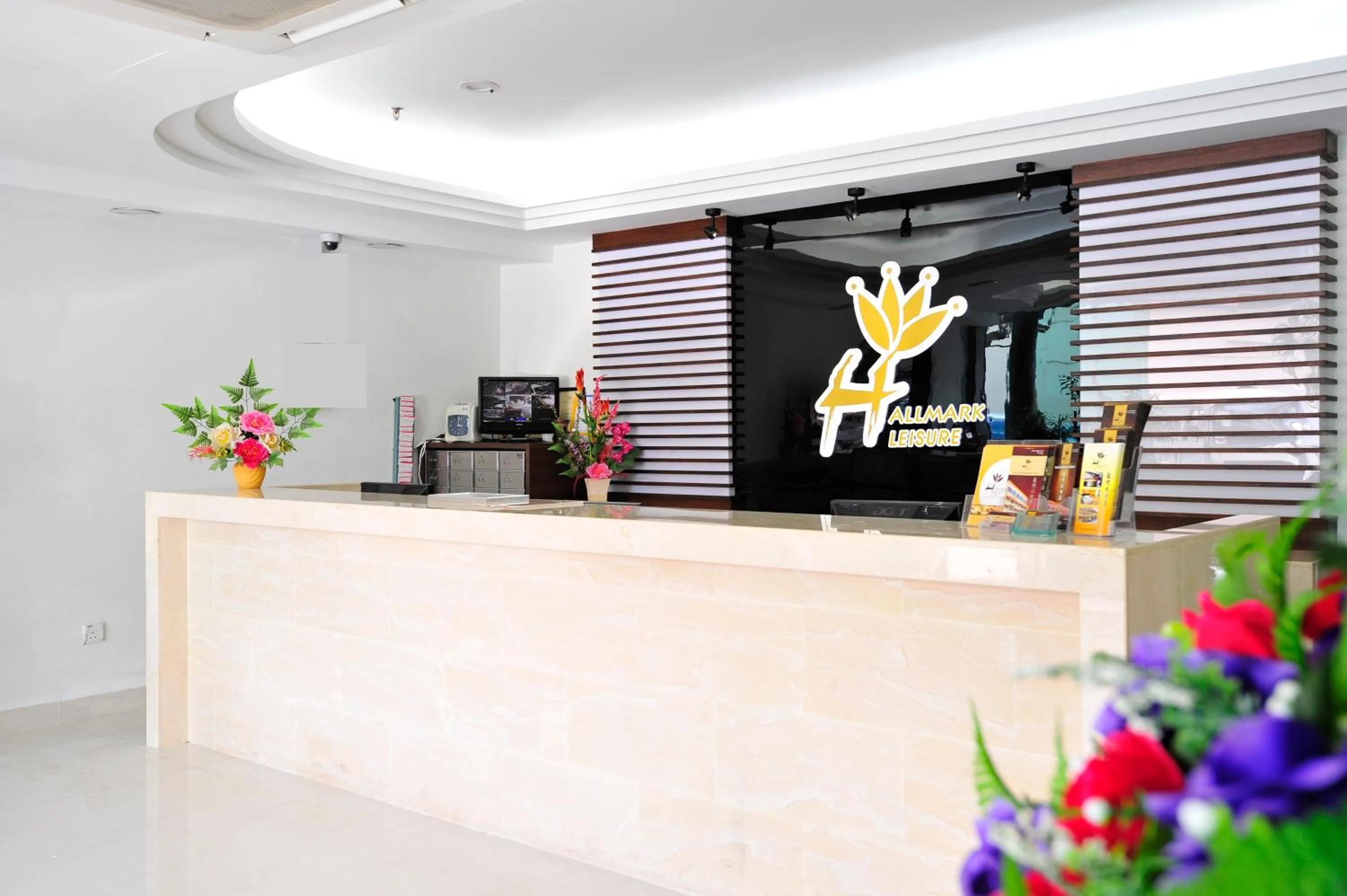 Lobby or reception in Hallmark Leisure Hotel
