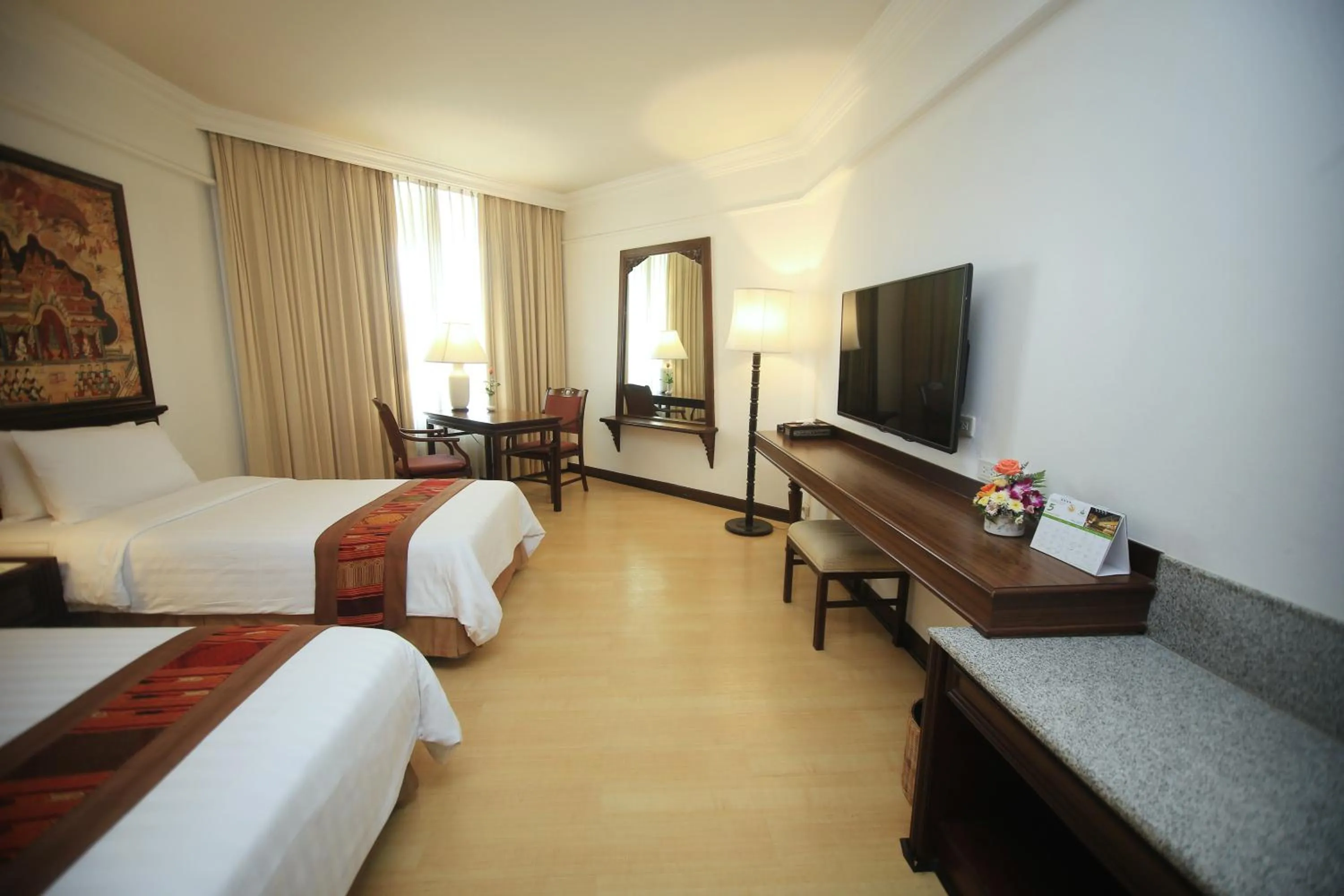 Photo of the whole room, Bed in Wiang Inn Hotel