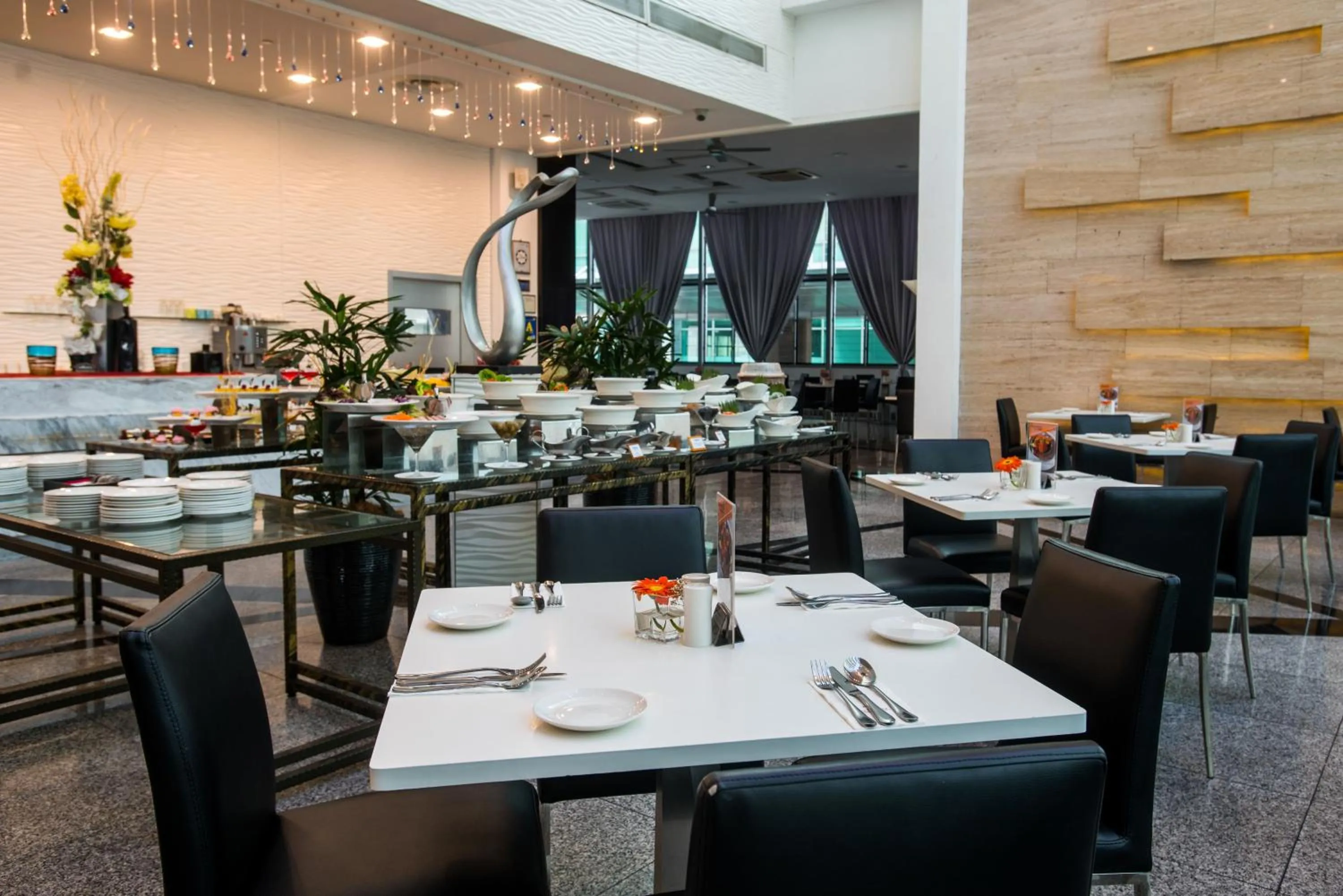 Restaurant/places to eat in Premiere Hotel - Complimentary Shuttle to Klang Wholesale Market