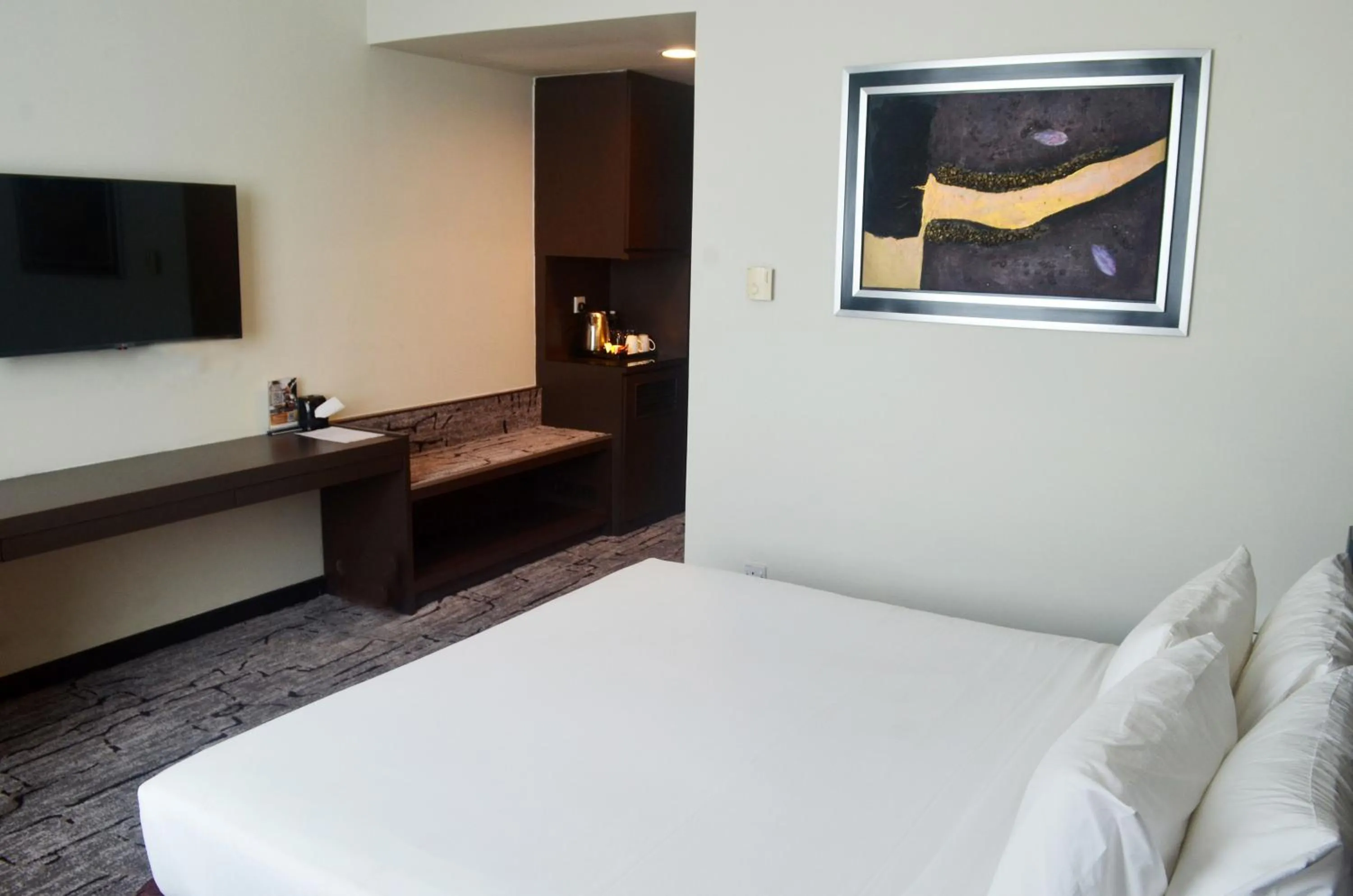 Photo of the whole room, Bed in Premiere Hotel - Complimentary Shuttle to Klang Wholesale Market