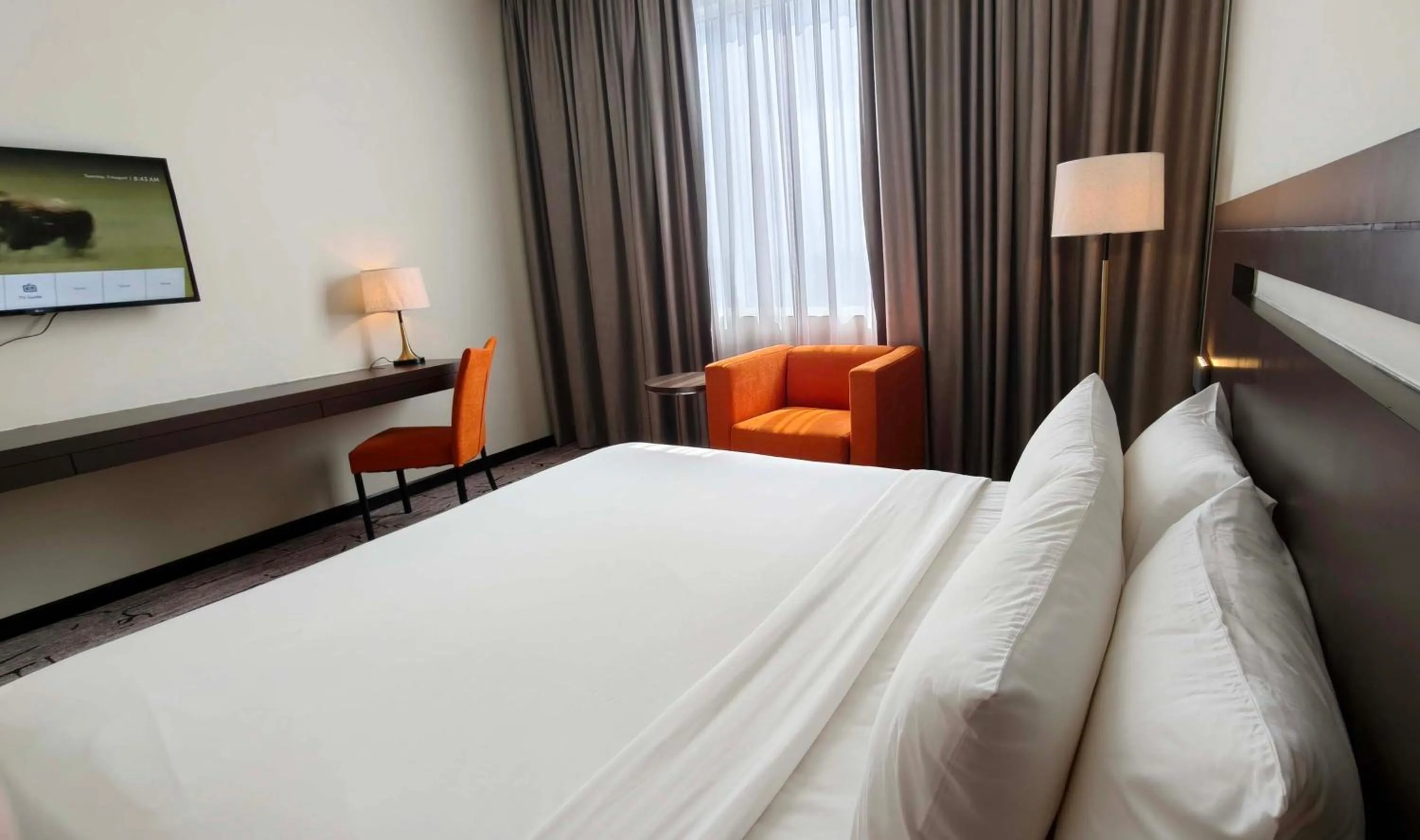 Bed in Premiere Hotel - Complimentary Shuttle to Klang Wholesale Market