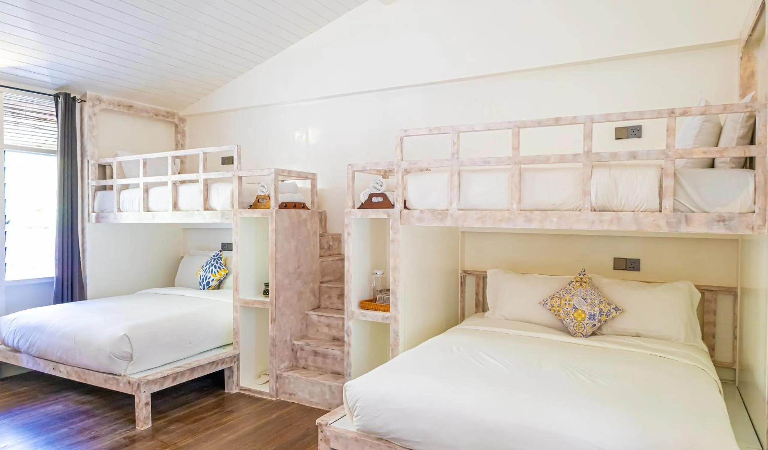 Bed in Sutera Sanctuary Lodges At Kinabalu Park