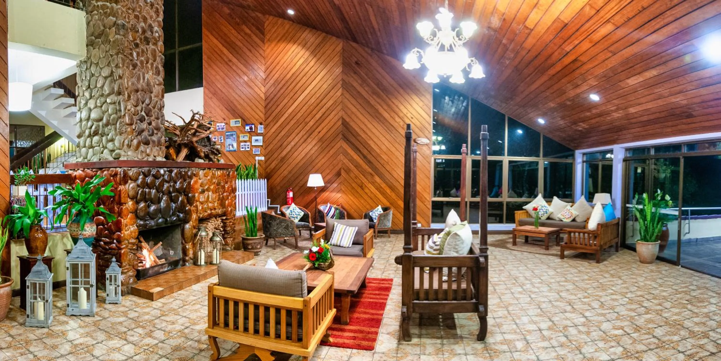 Restaurant/places to eat in Sutera Sanctuary Lodges At Kinabalu Park
