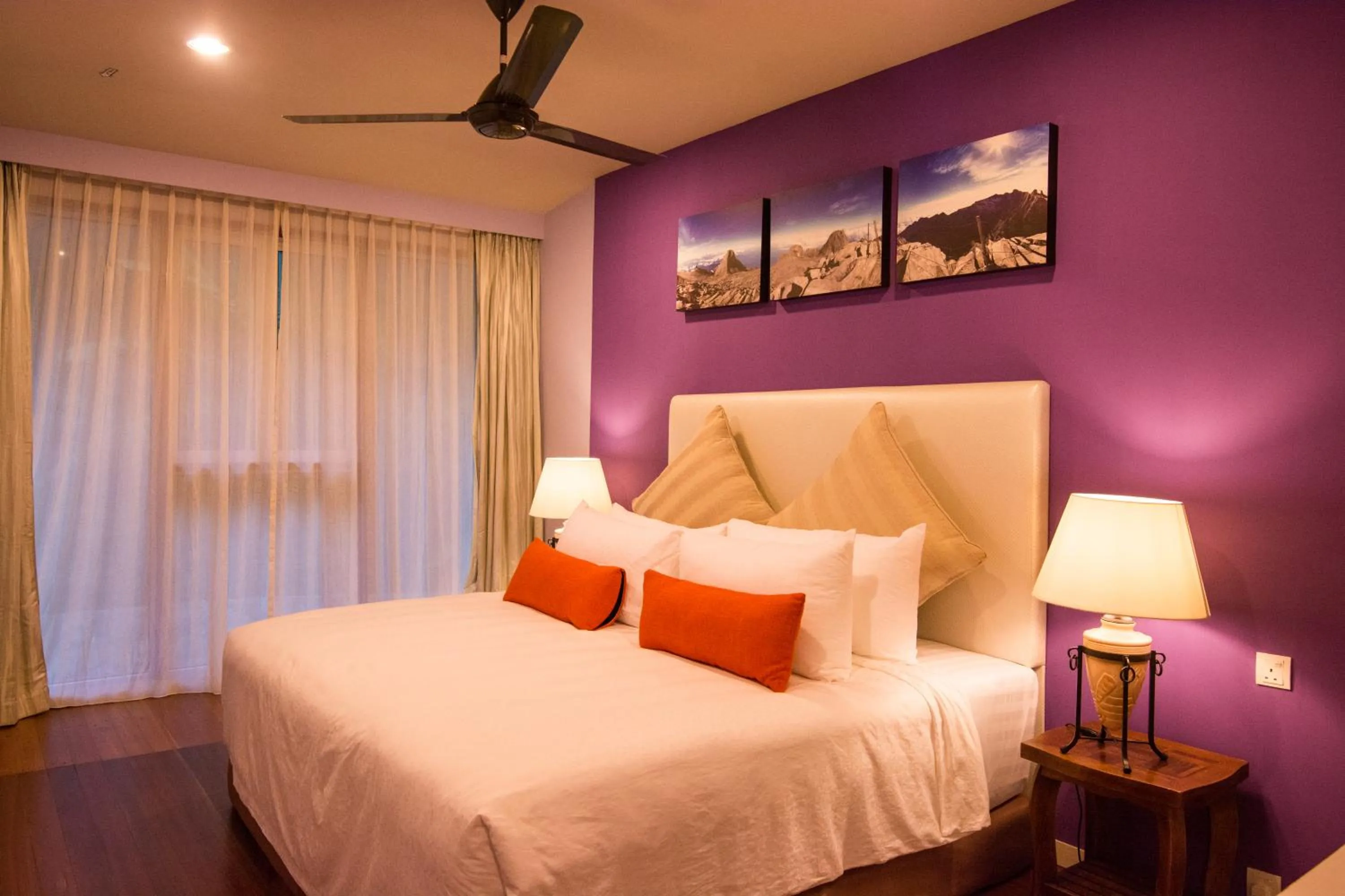 Bed in Sutera Sanctuary Lodges At Kinabalu Park