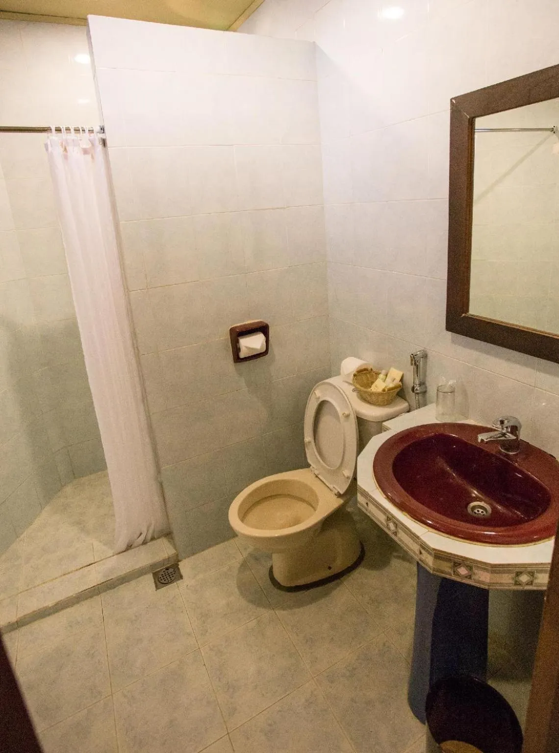 Toilet in Sutera Sanctuary Lodges At Kinabalu Park