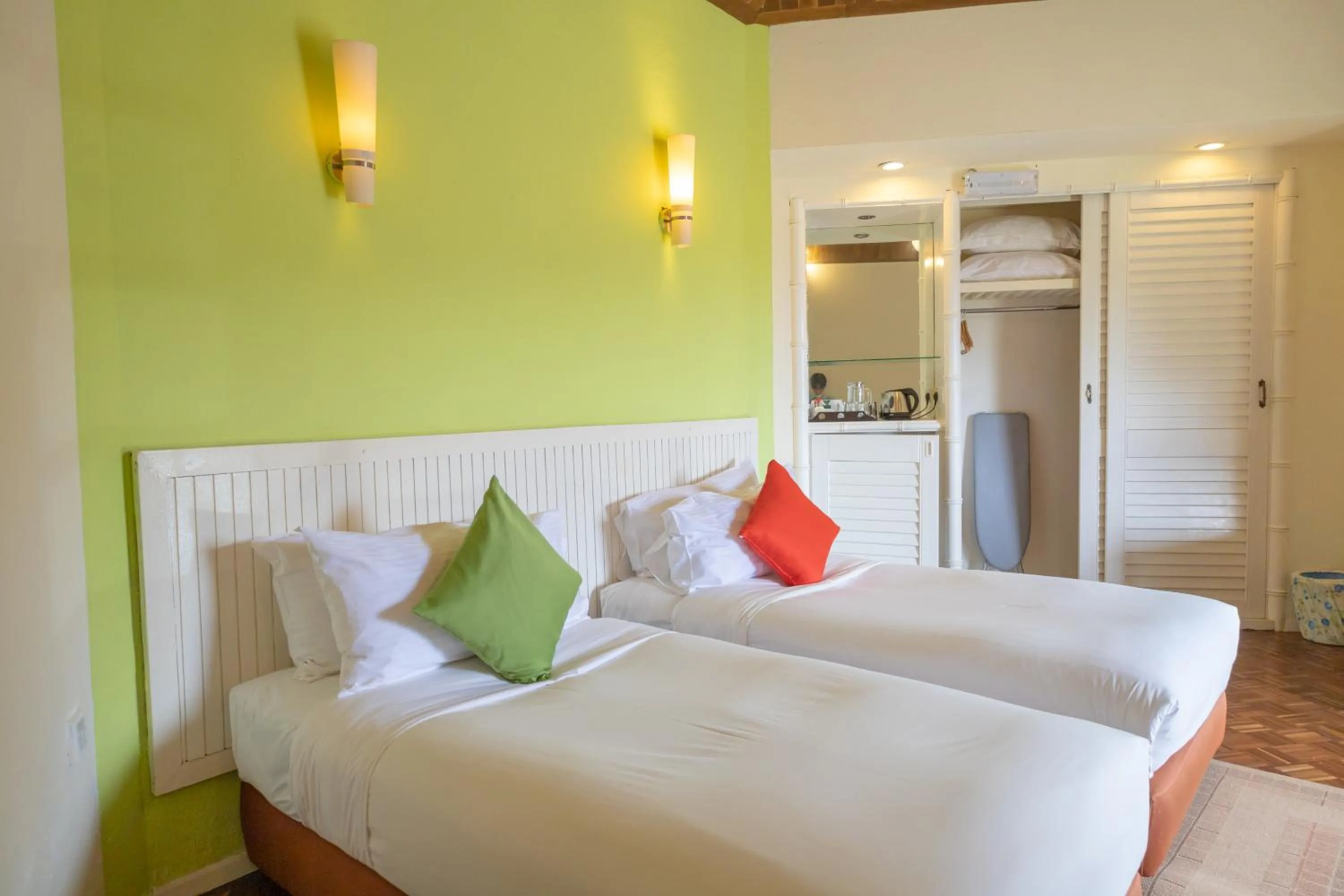 Bed in Sutera Sanctuary Lodges At Kinabalu Park