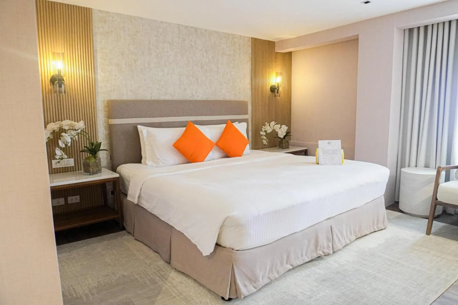 Bed in Hotel St. Ellis