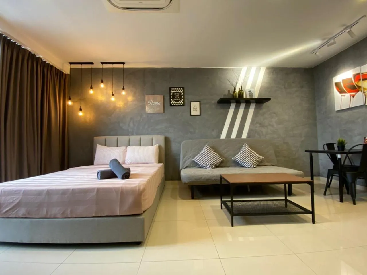 Bed in Pinnacle PJ @ Penguin Homes