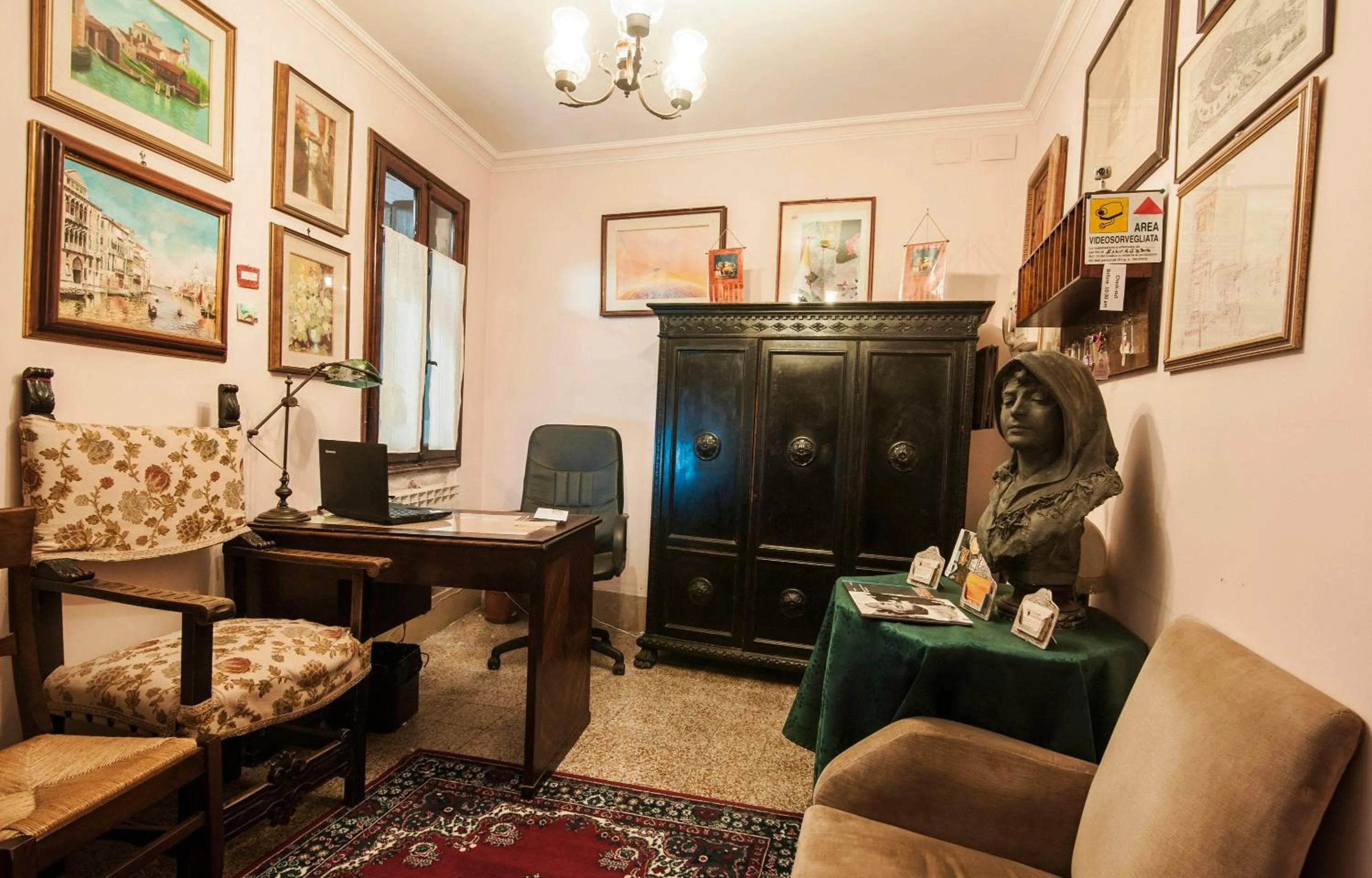 Lobby or reception in Hotel Locanda Ca' Foscari