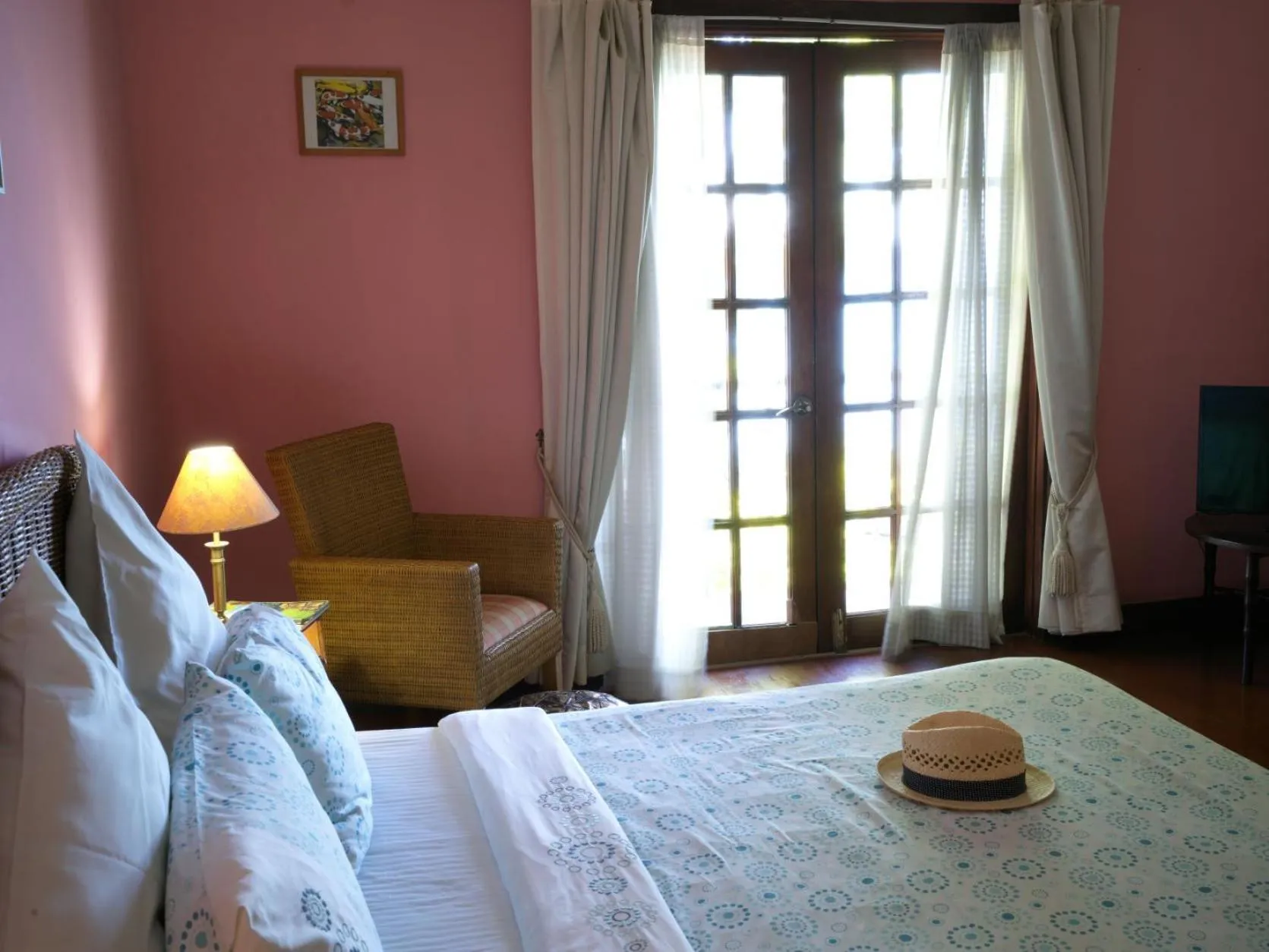 Bed in Las Flores Beachside Hotel