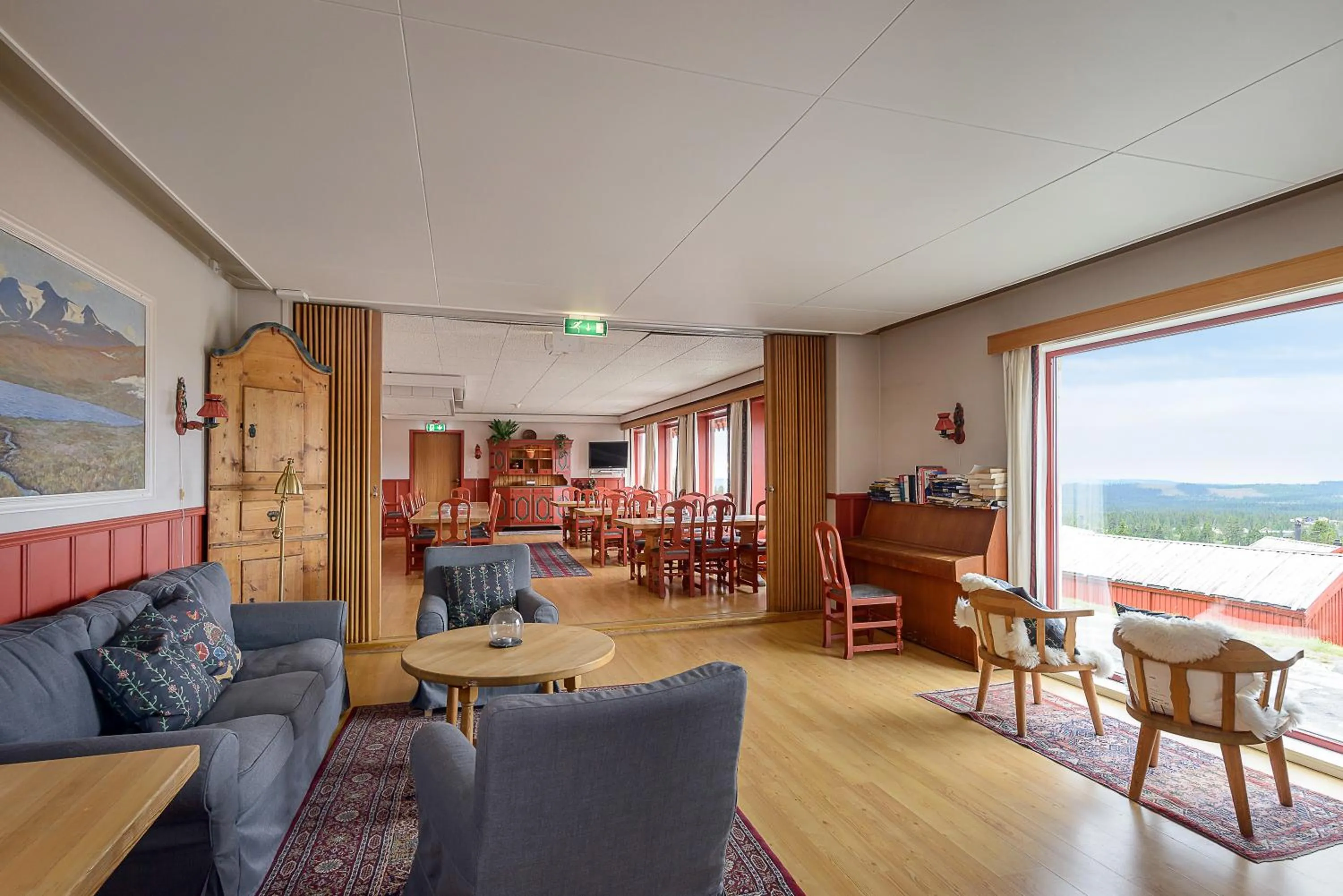 Communal lounge/ TV room in Lillehammer Fjellstue og Hytteutleie