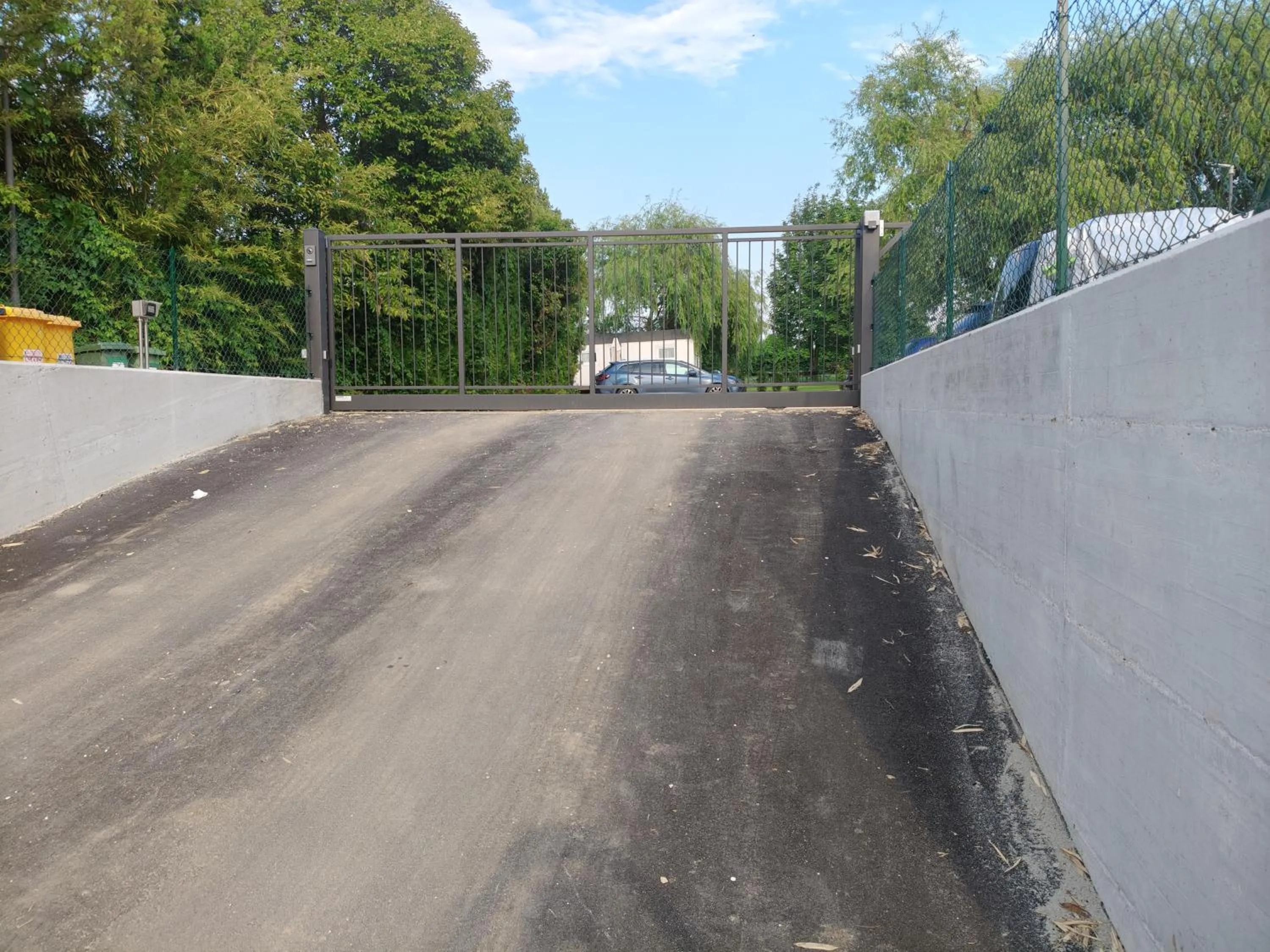 Parking in La Fattoria Apartments