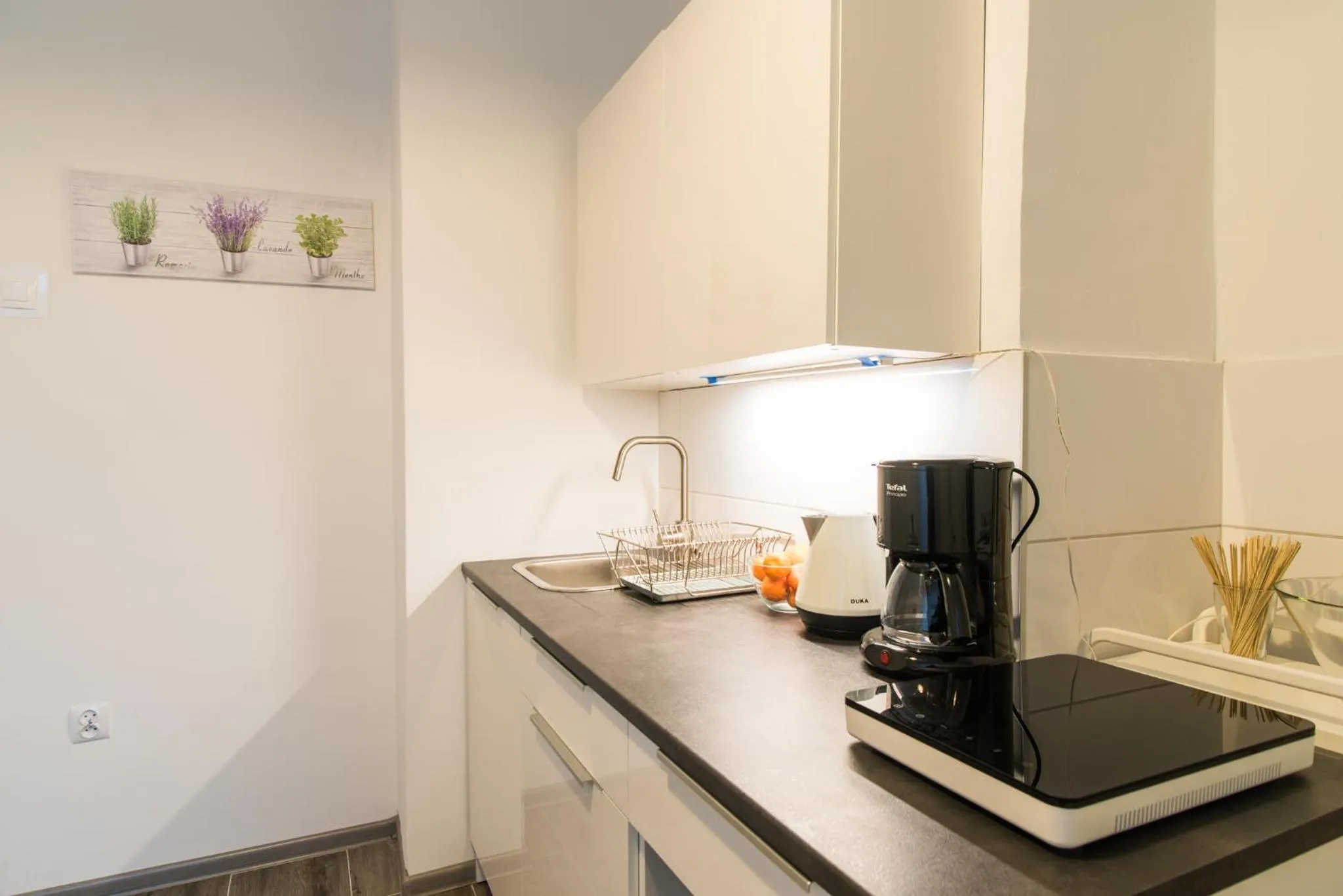 Coffee/tea facilities in Trip Apartments