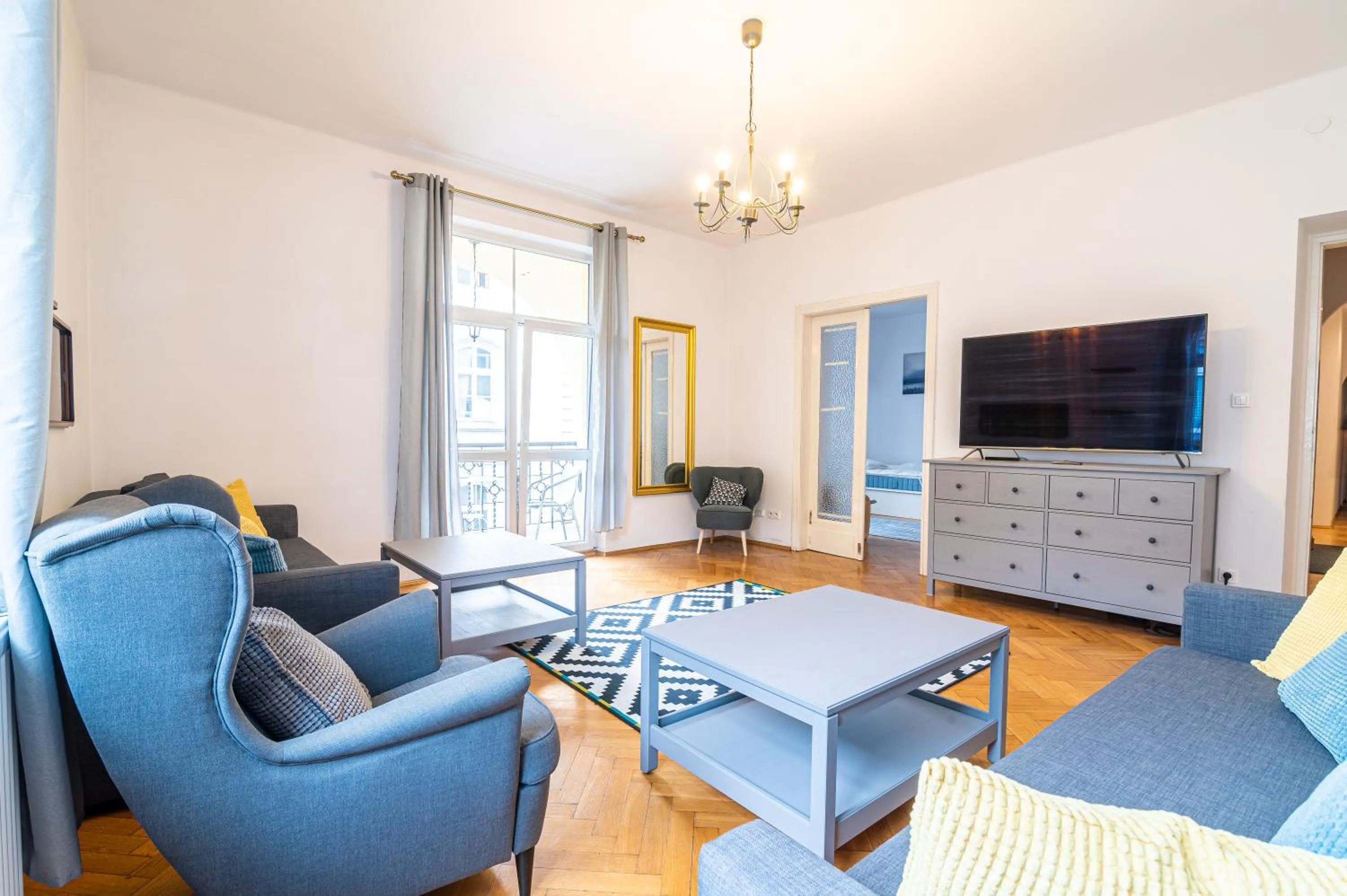 TV and multimedia in Trip Apartments