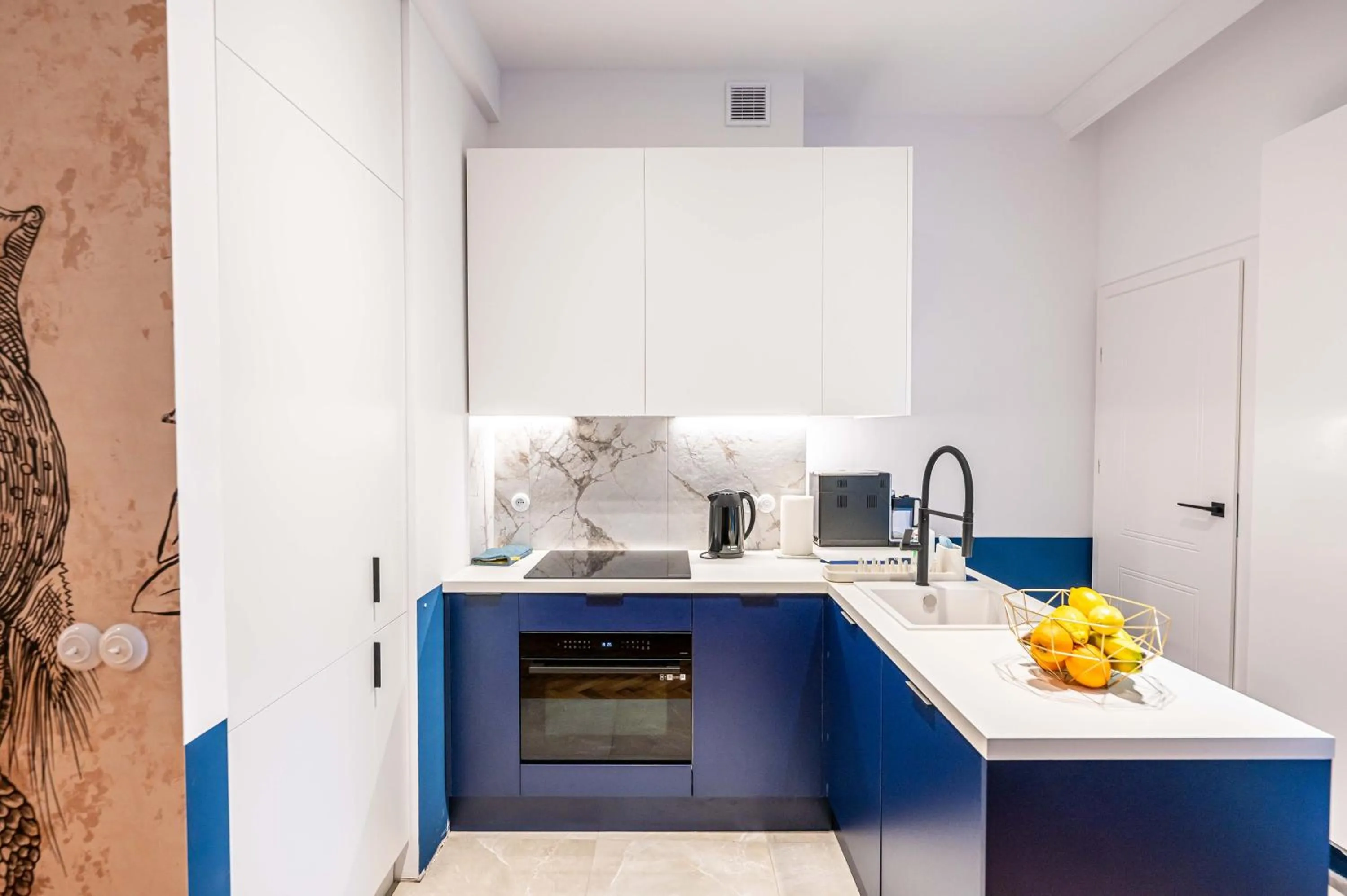 Kitchen or kitchenette in Trip Apartments