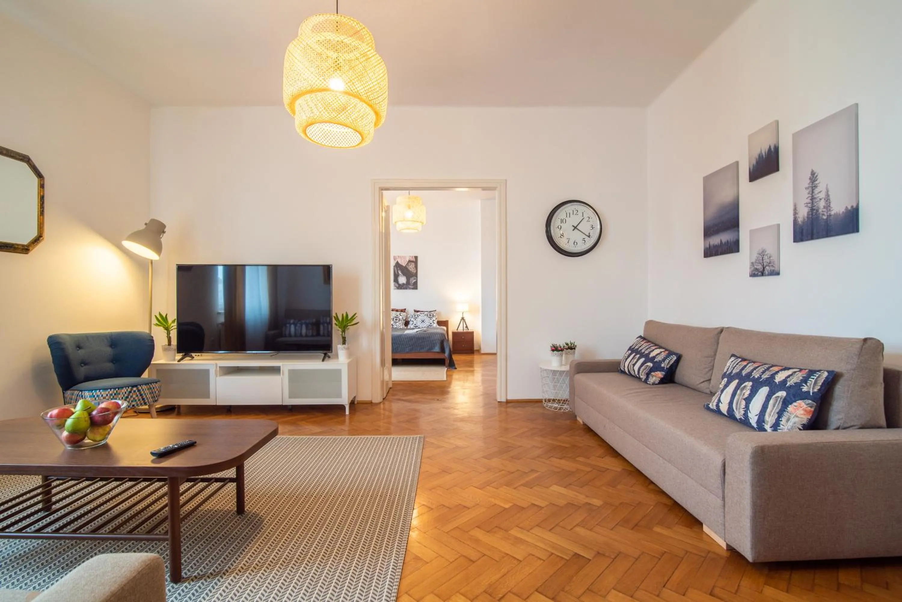 TV and multimedia in Trip Apartments