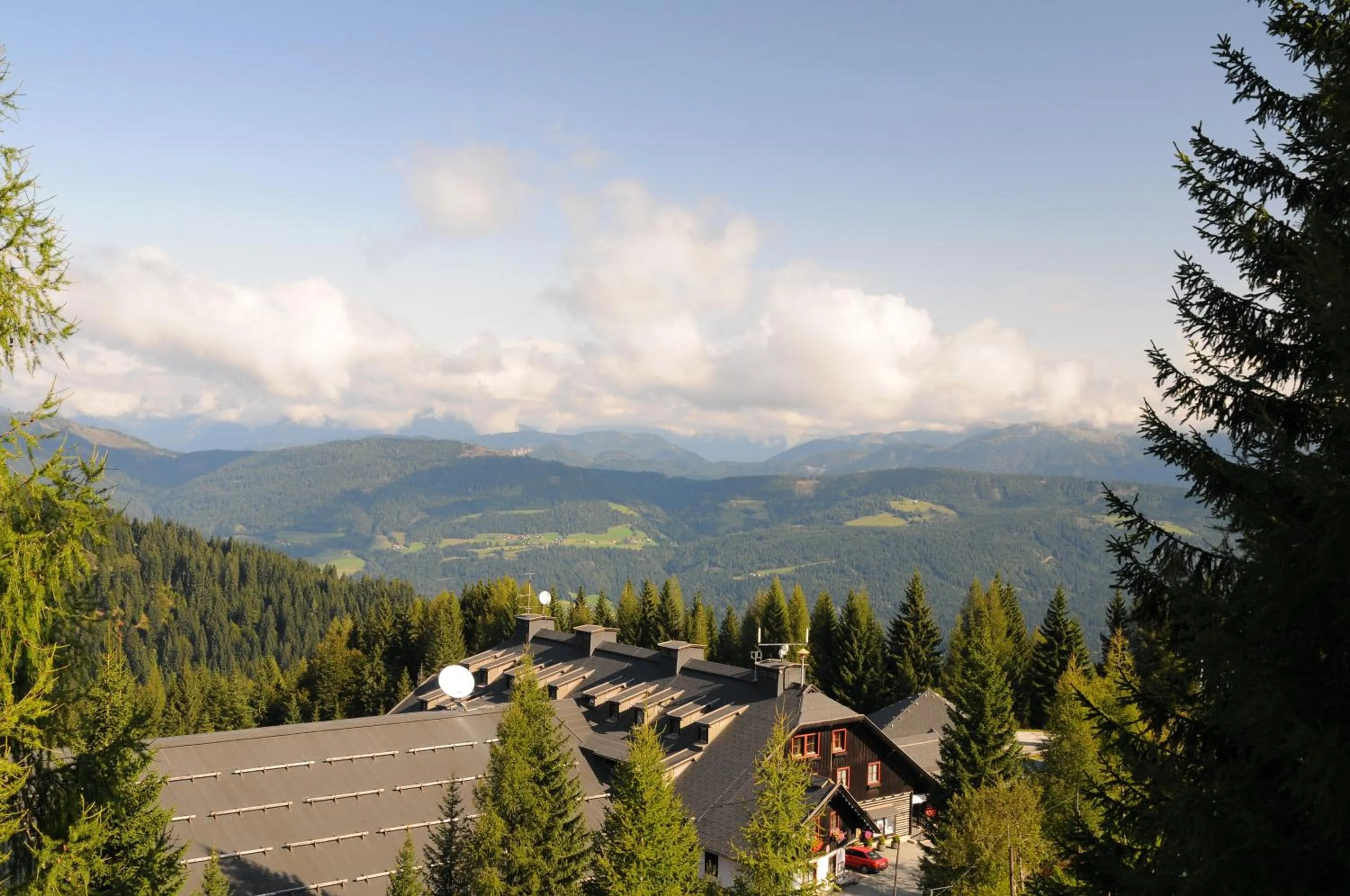 Summer in Alpenhäuser Marcius