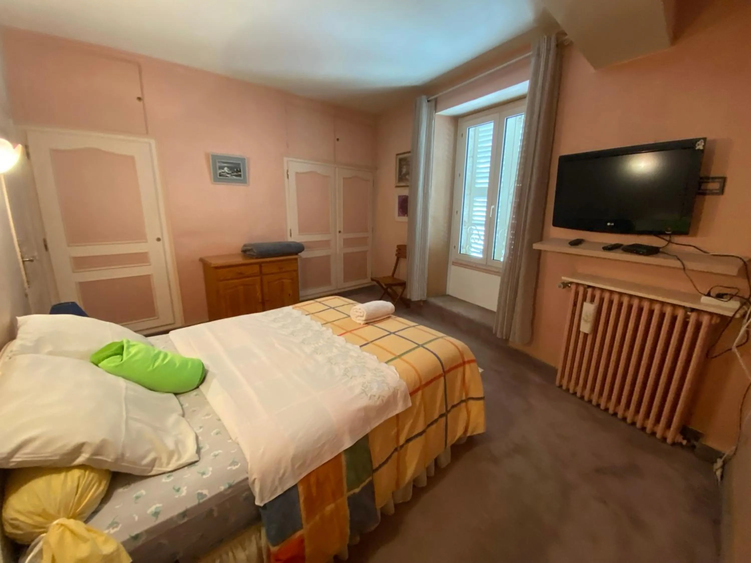 Apartment - single occupancy in Four A Ban