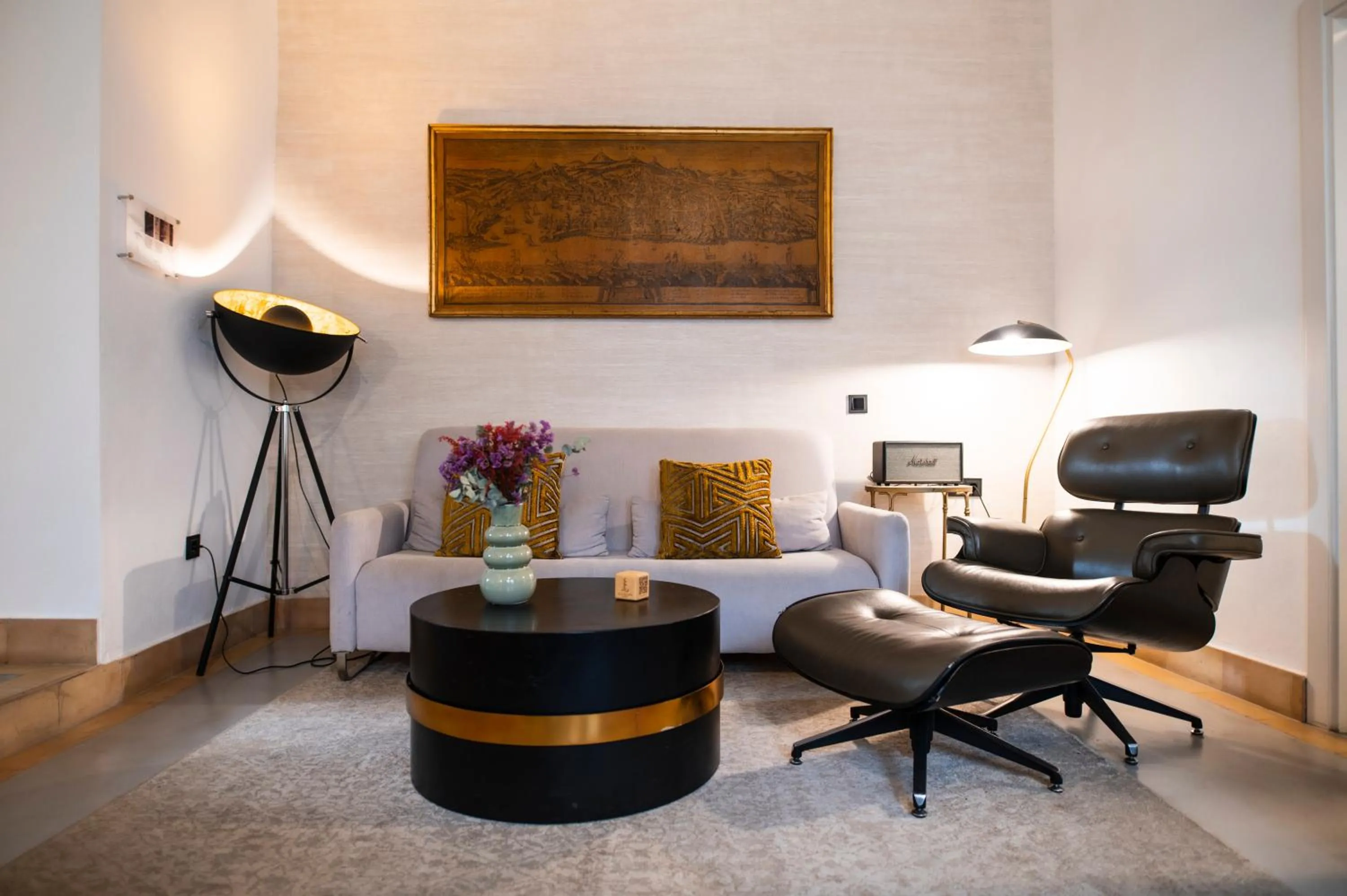 TV and multimedia in Legado Alcazar Hotel