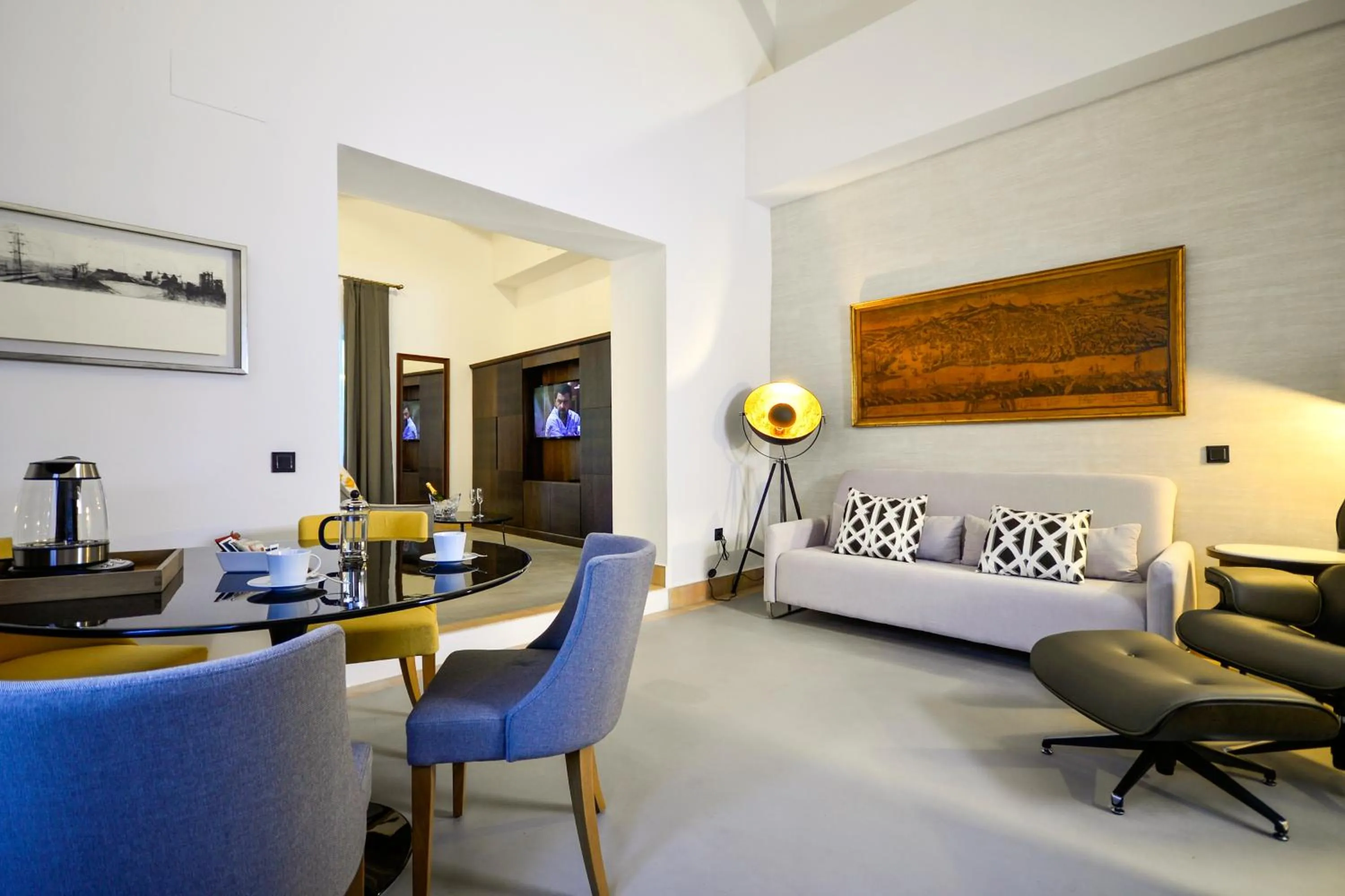 Living room in Legado Alcazar Hotel