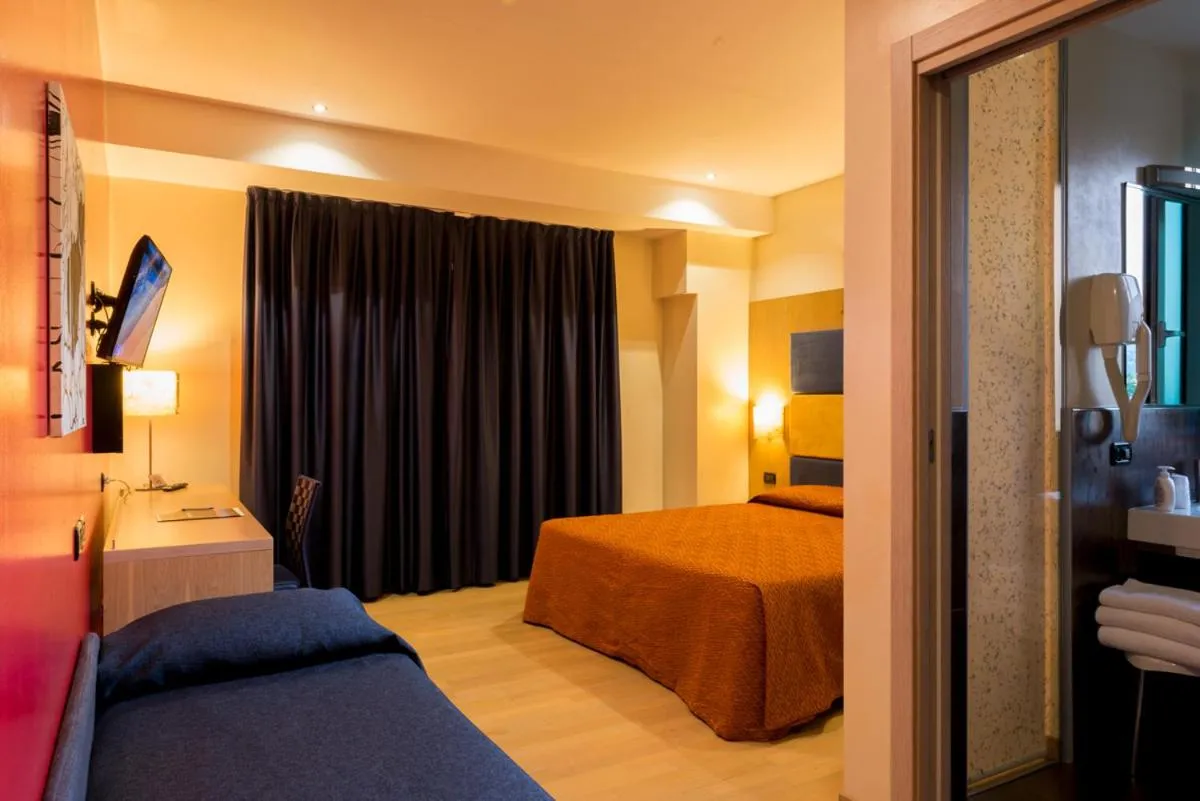 Photo of the whole room, Bed in Hotel Kristal 3 Stelle Superior