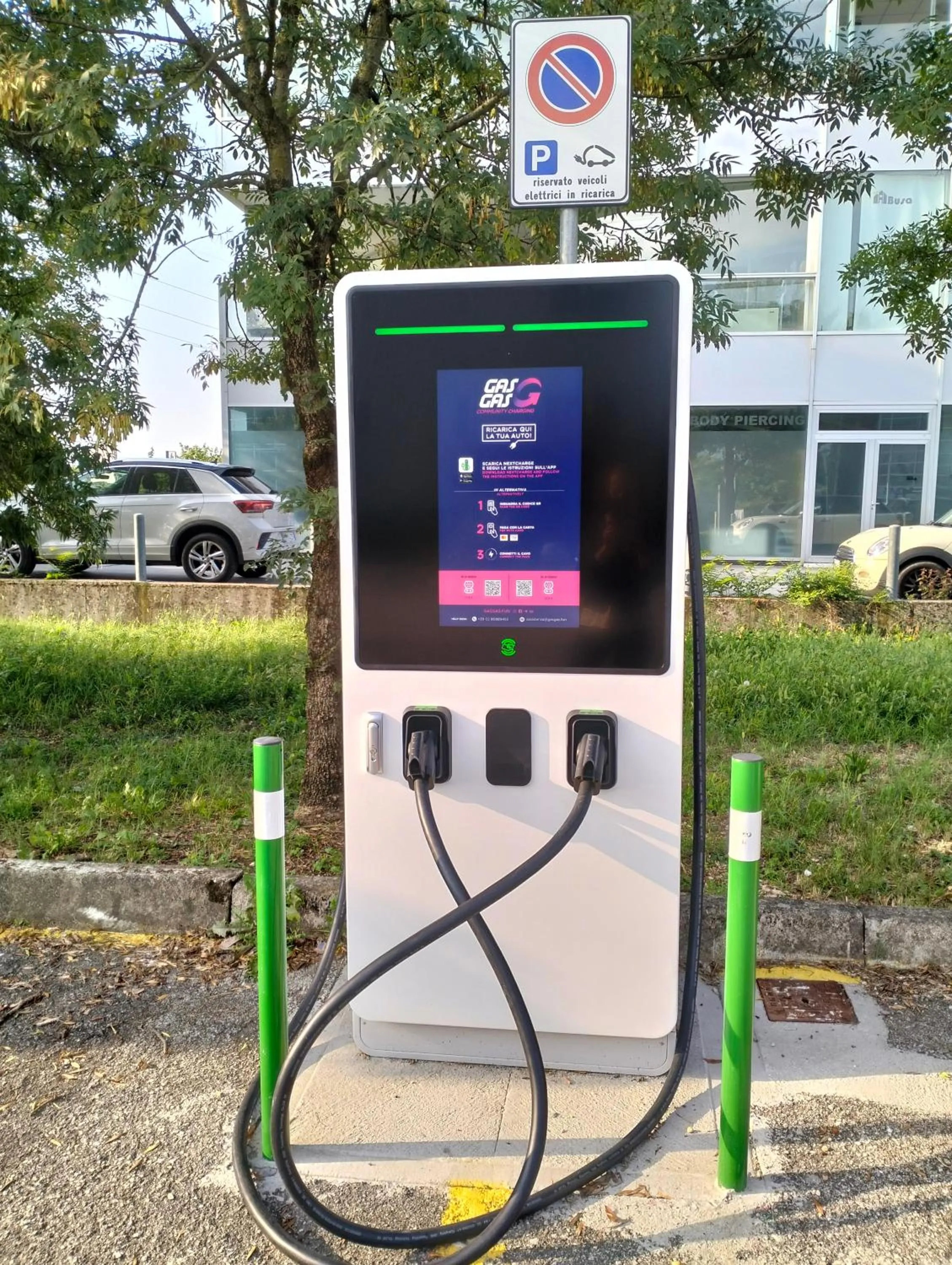 Parking in Hotel Kristal 3 Stelle Superior